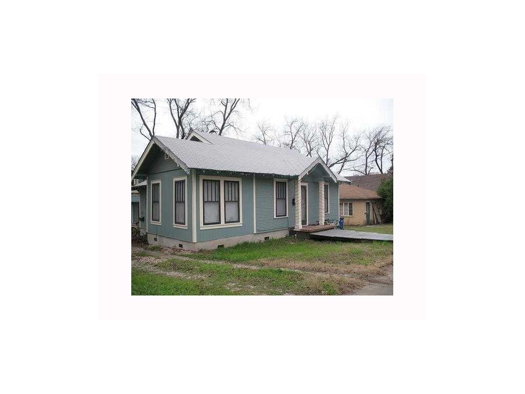 407 W 35th St A Property Photo 3