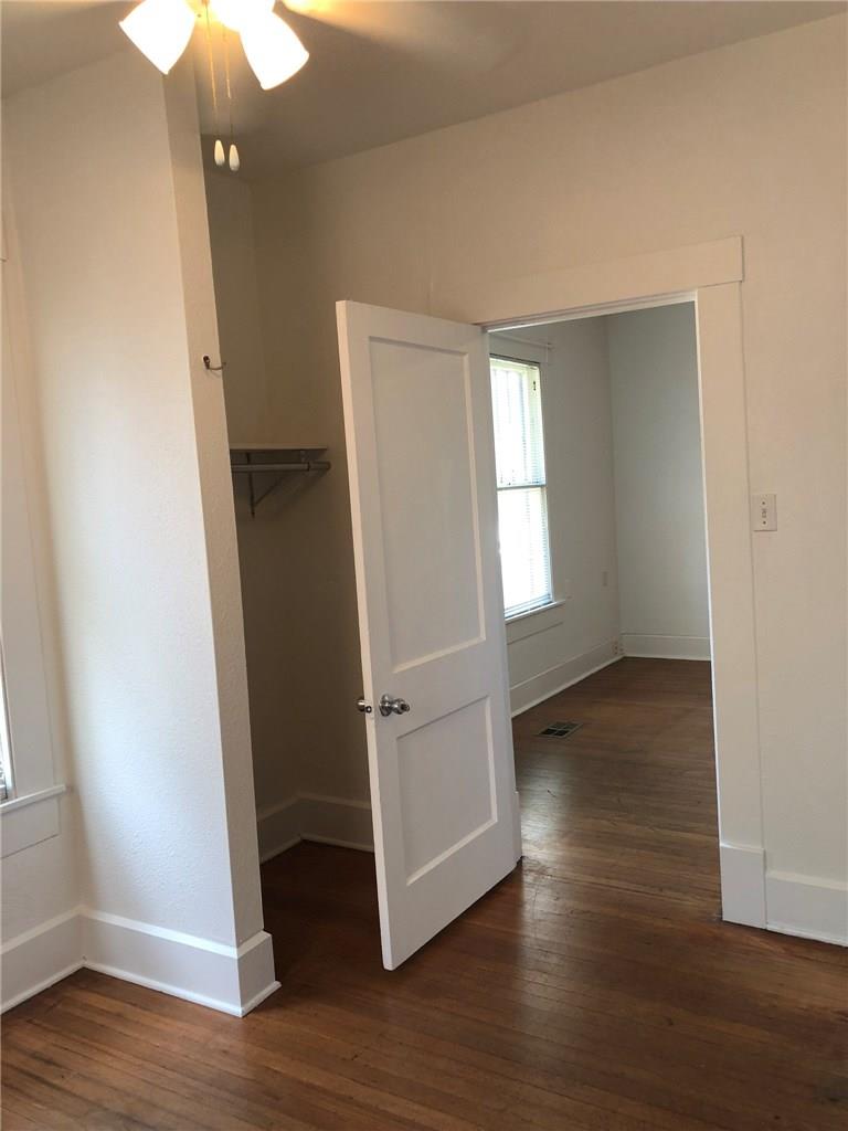 407 W 35th St A Property Photo 12