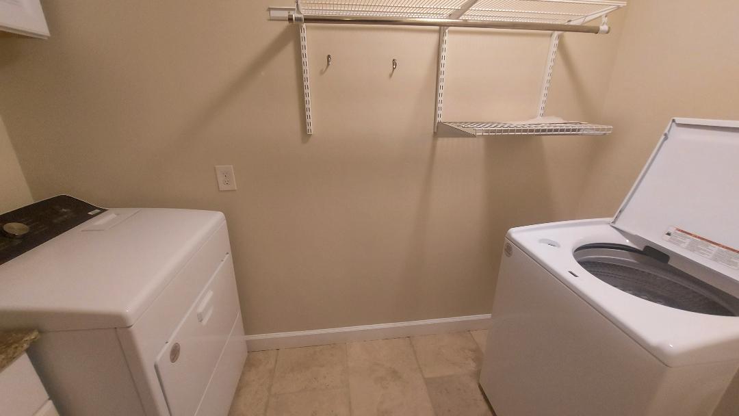 1807 Barbara St Property Photo 13