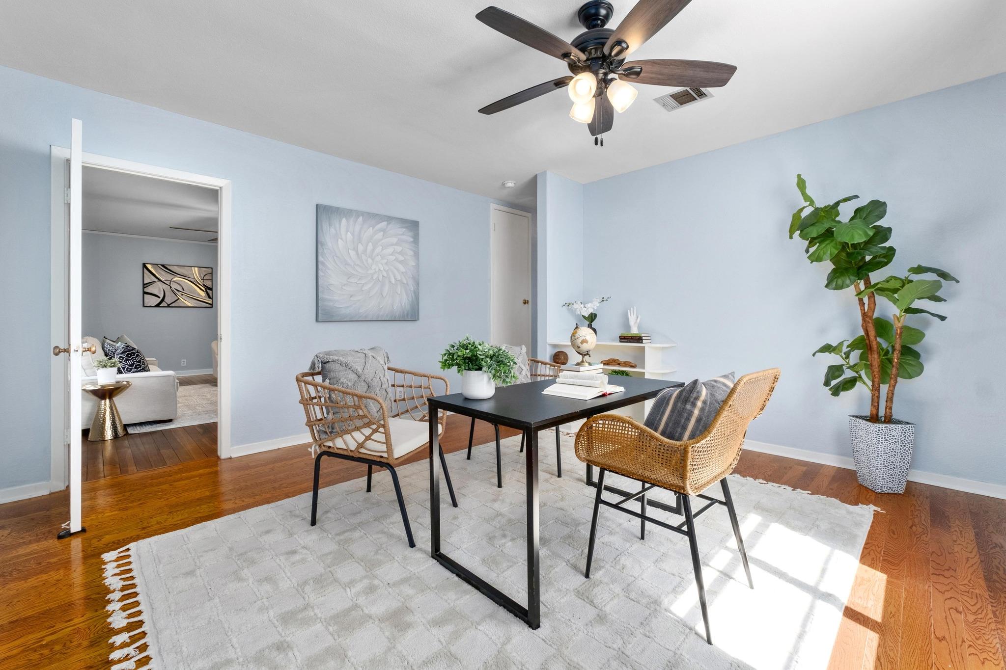 1027 E 43rd St Property Photo 17