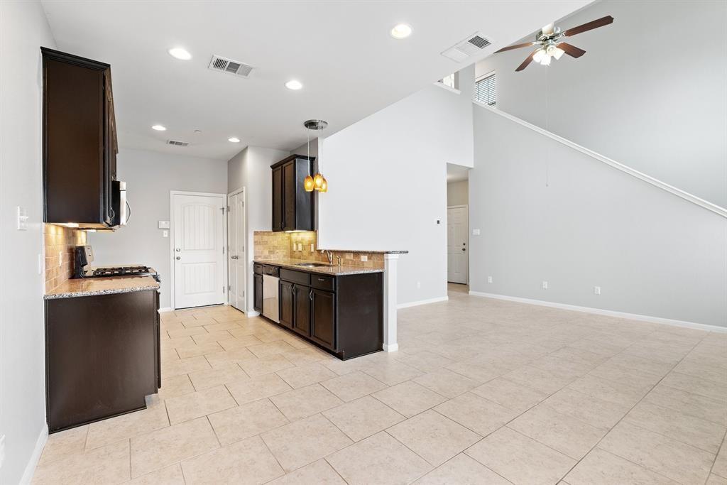 1900 Little Elm Trl 23 Property Photo 7