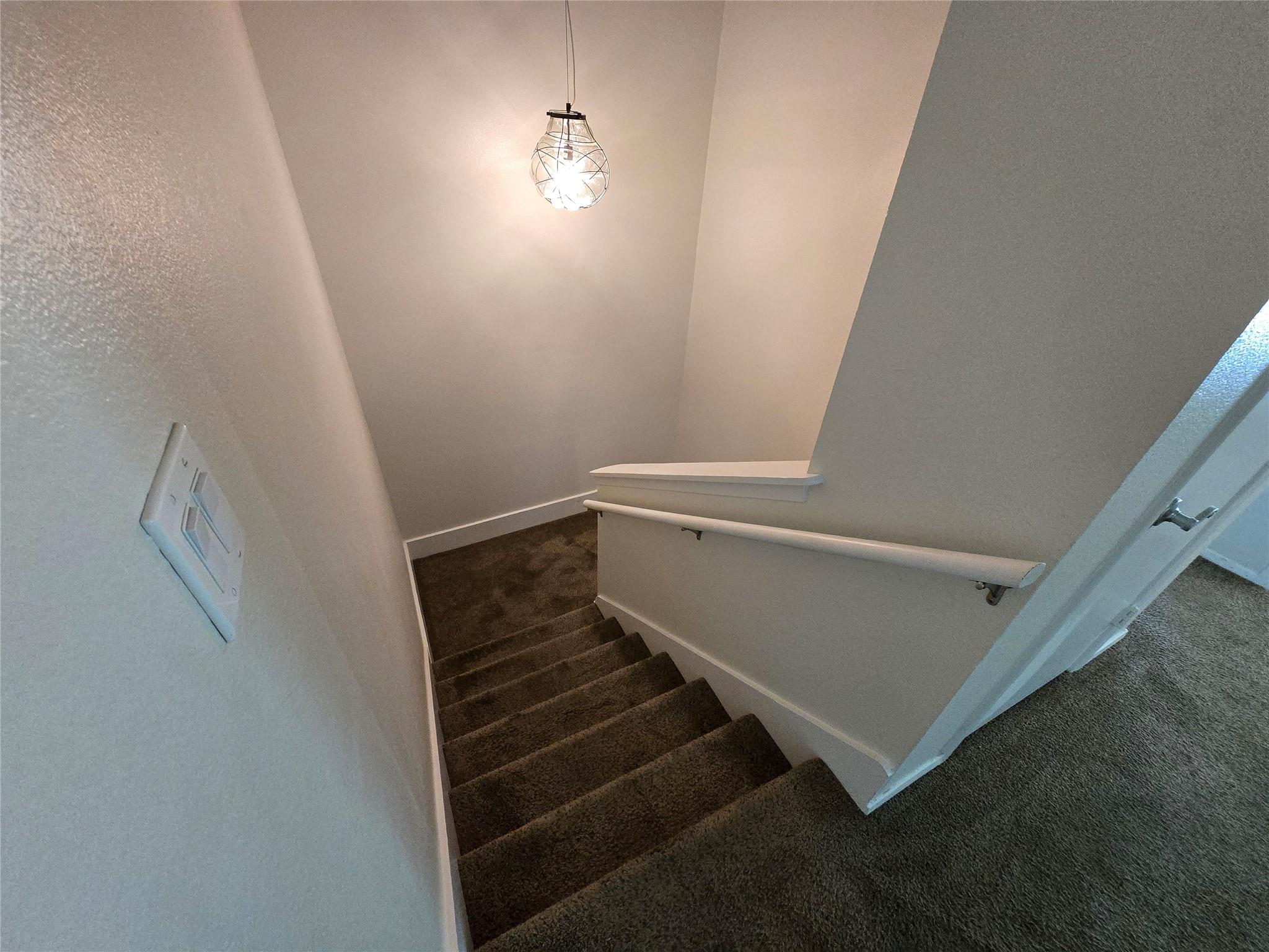 500 E Riverside Dr #229 Property Photo 16