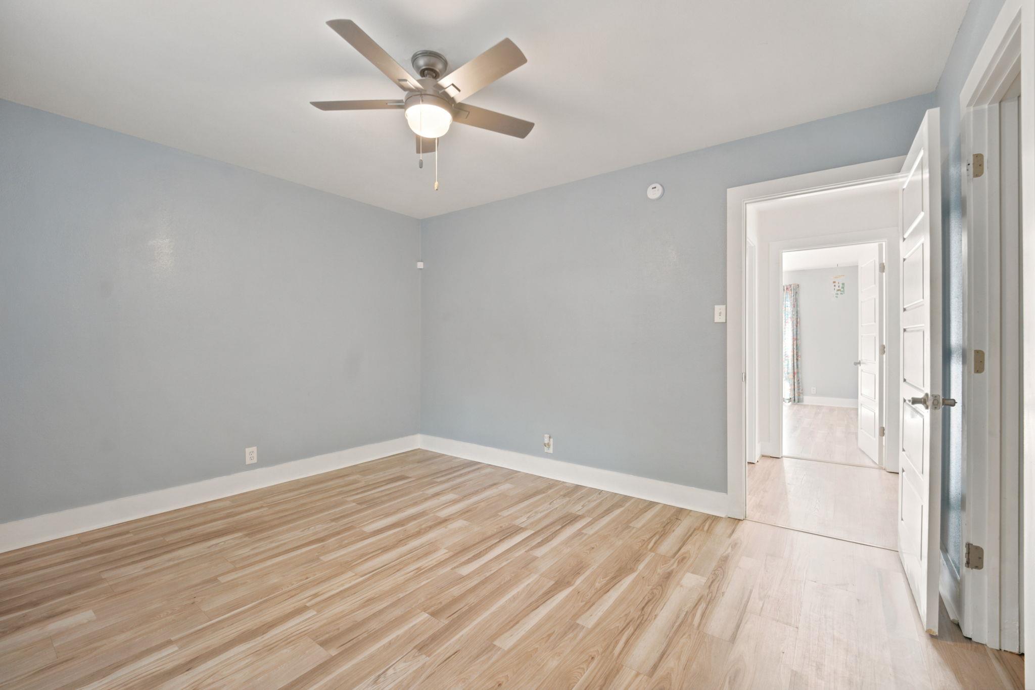 5332 Balcones Dr #b Property Photo 14