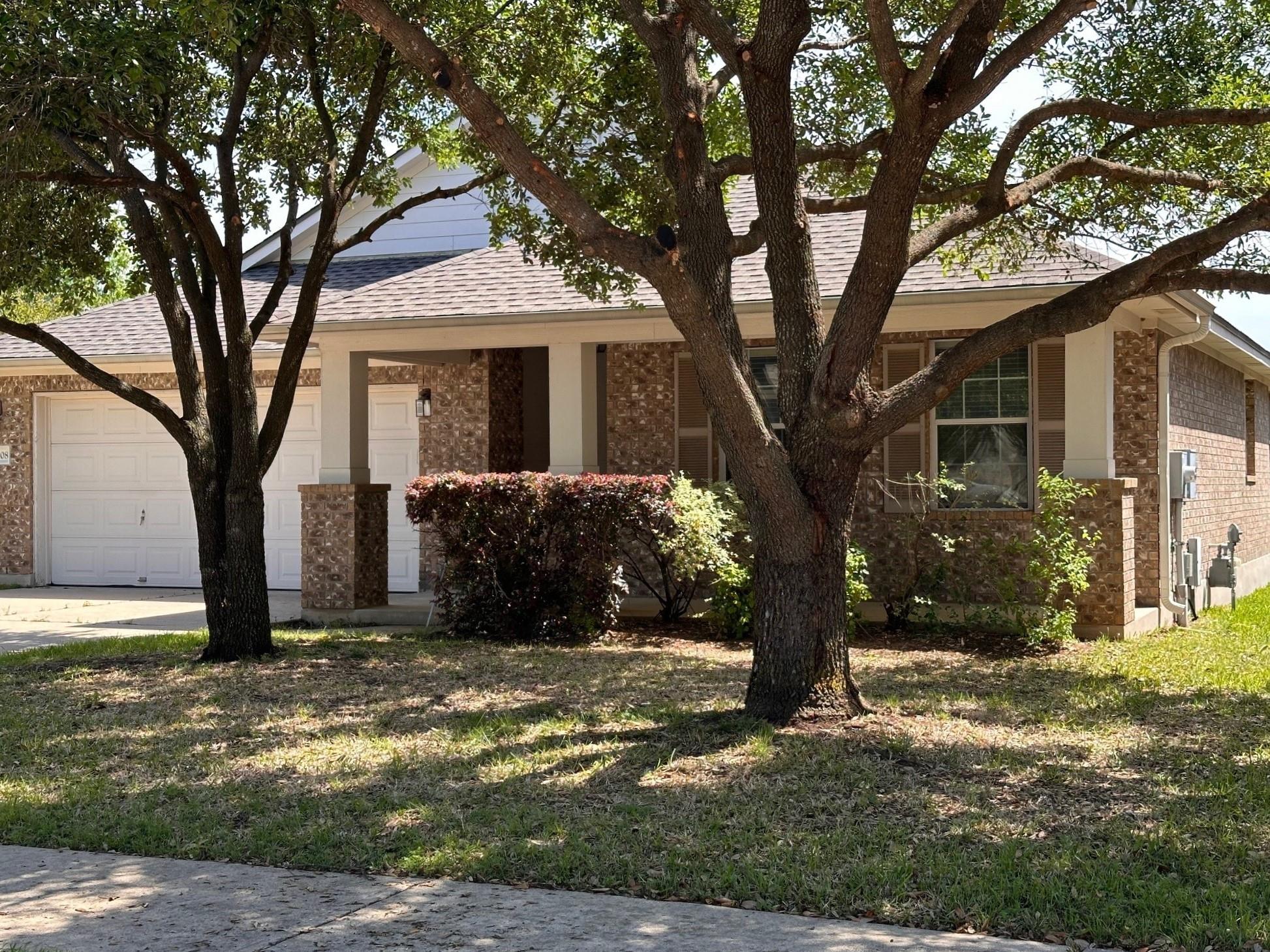 15008 Fernhill Dr Property Photo 1