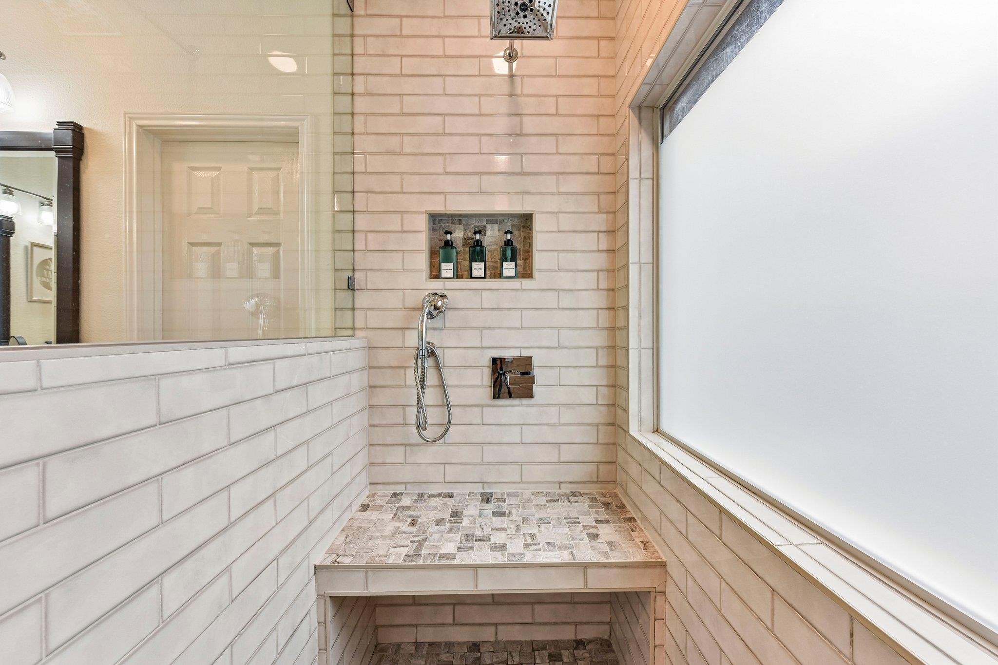 10216 Anahuac Trl Property Photo 25
