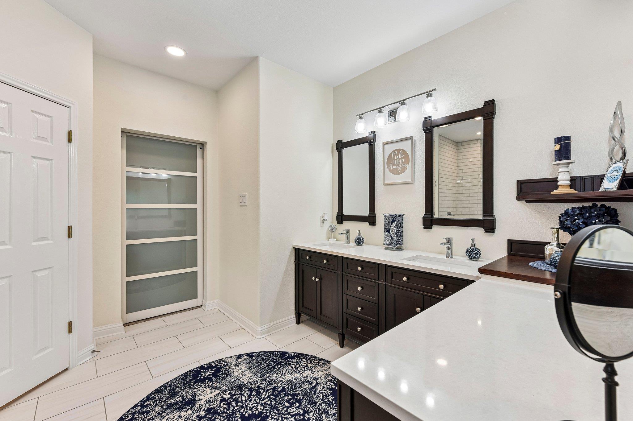 10216 Anahuac Trl Property Photo 27