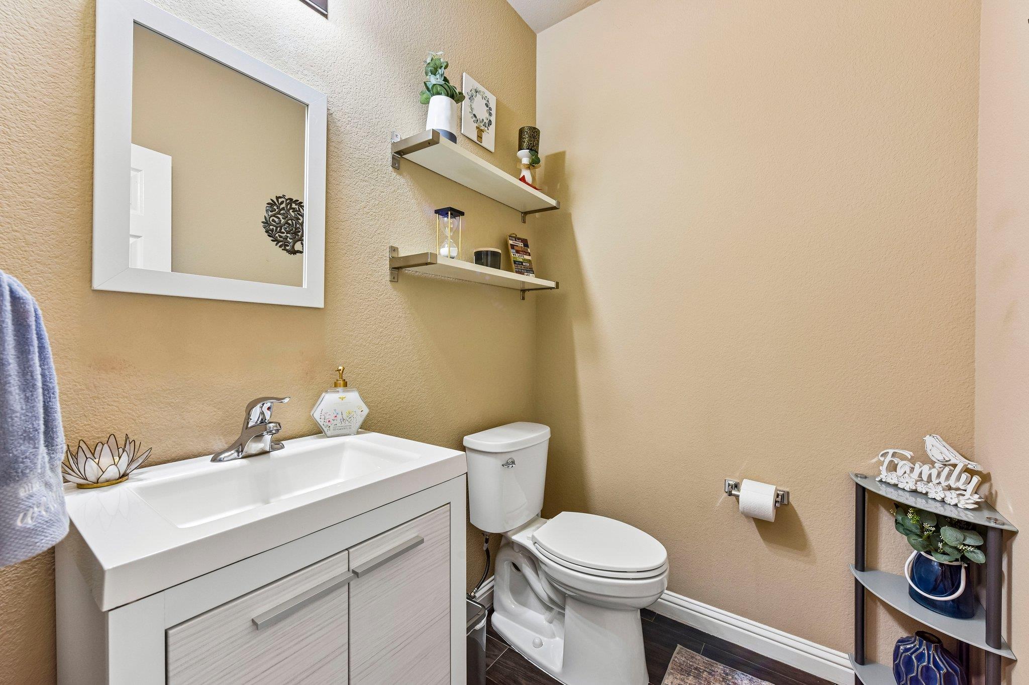 10216 Anahuac Trl Property Photo 32