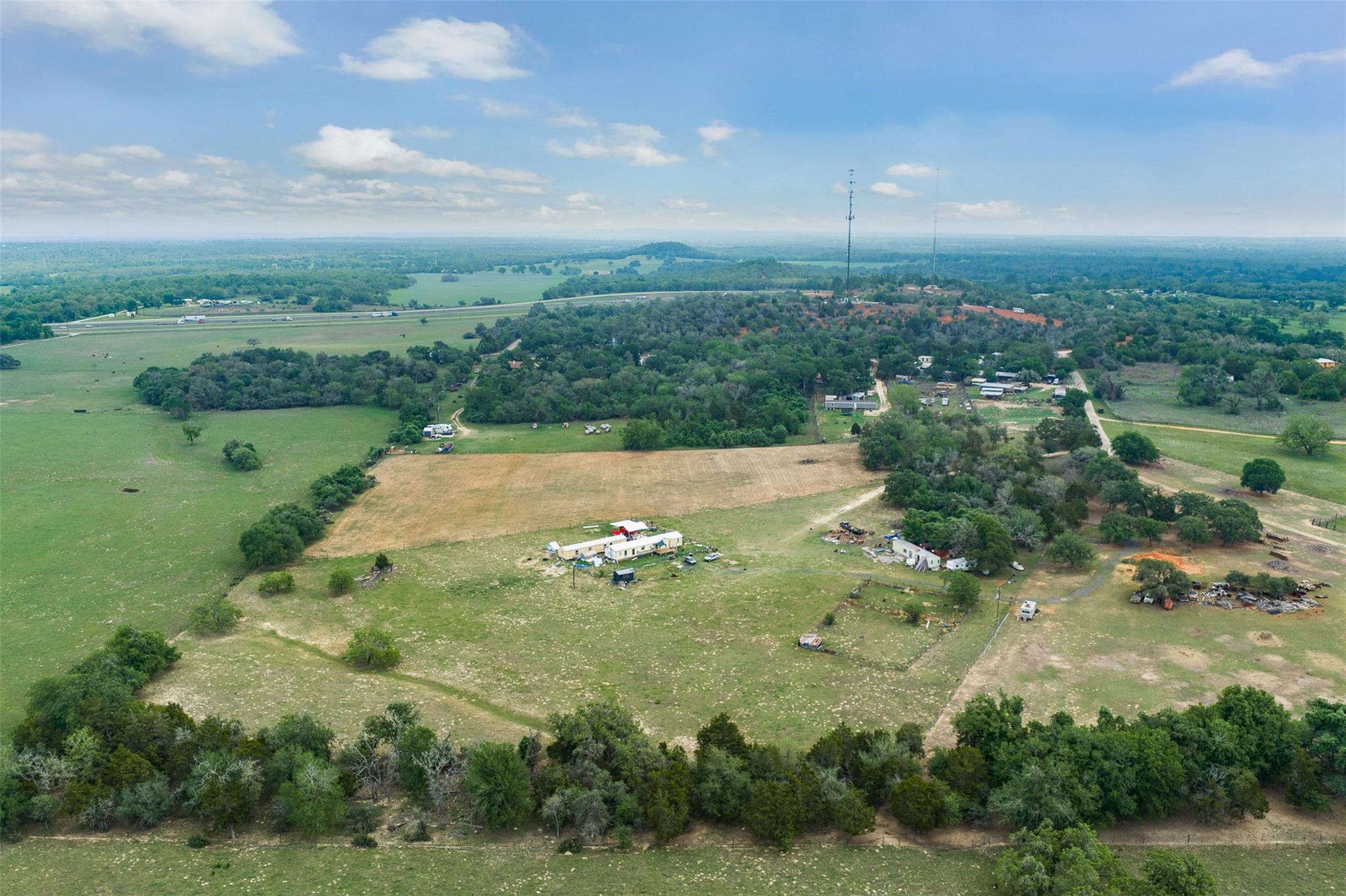 640 County Road 475 Rd Property Photo 13
