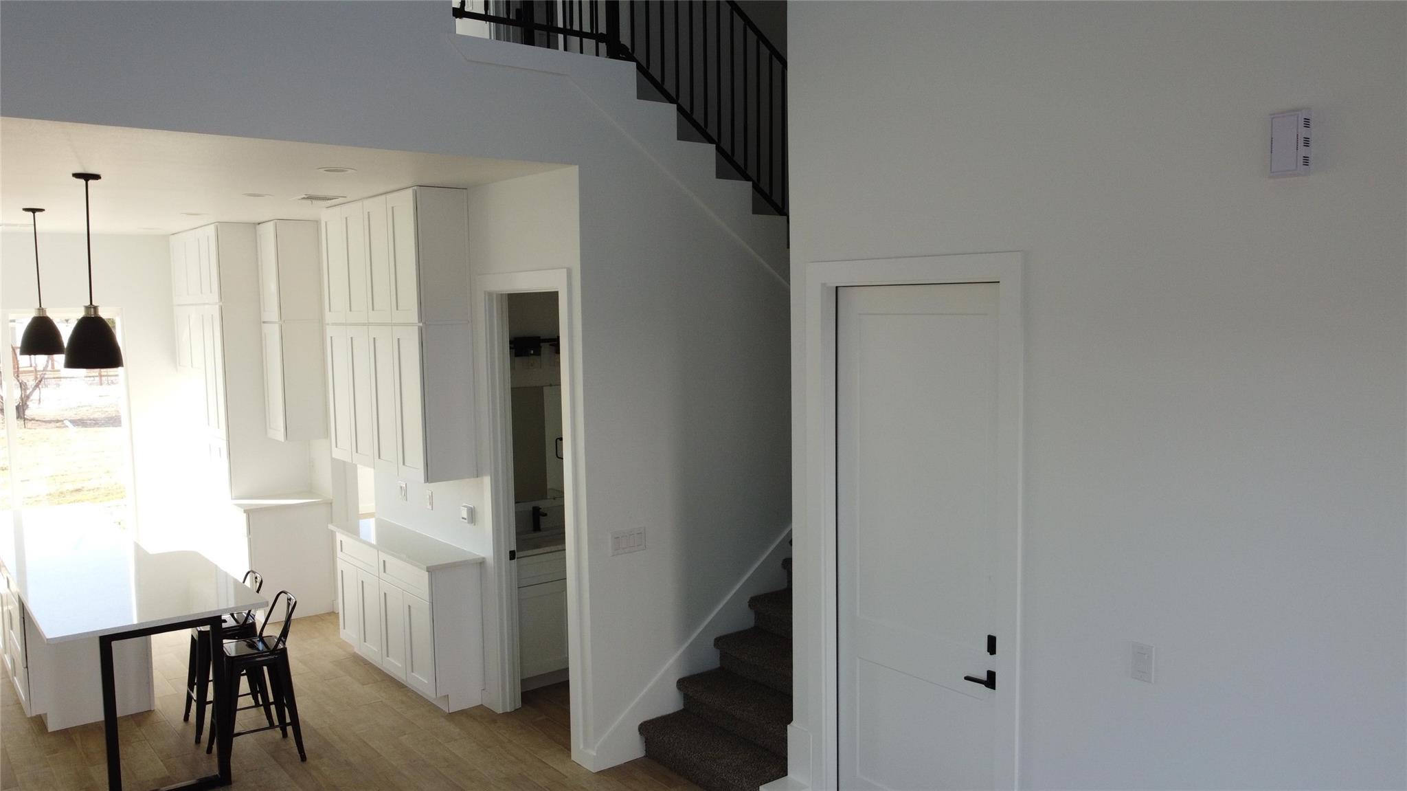 126 Lourdes Ct A Property Photo 5
