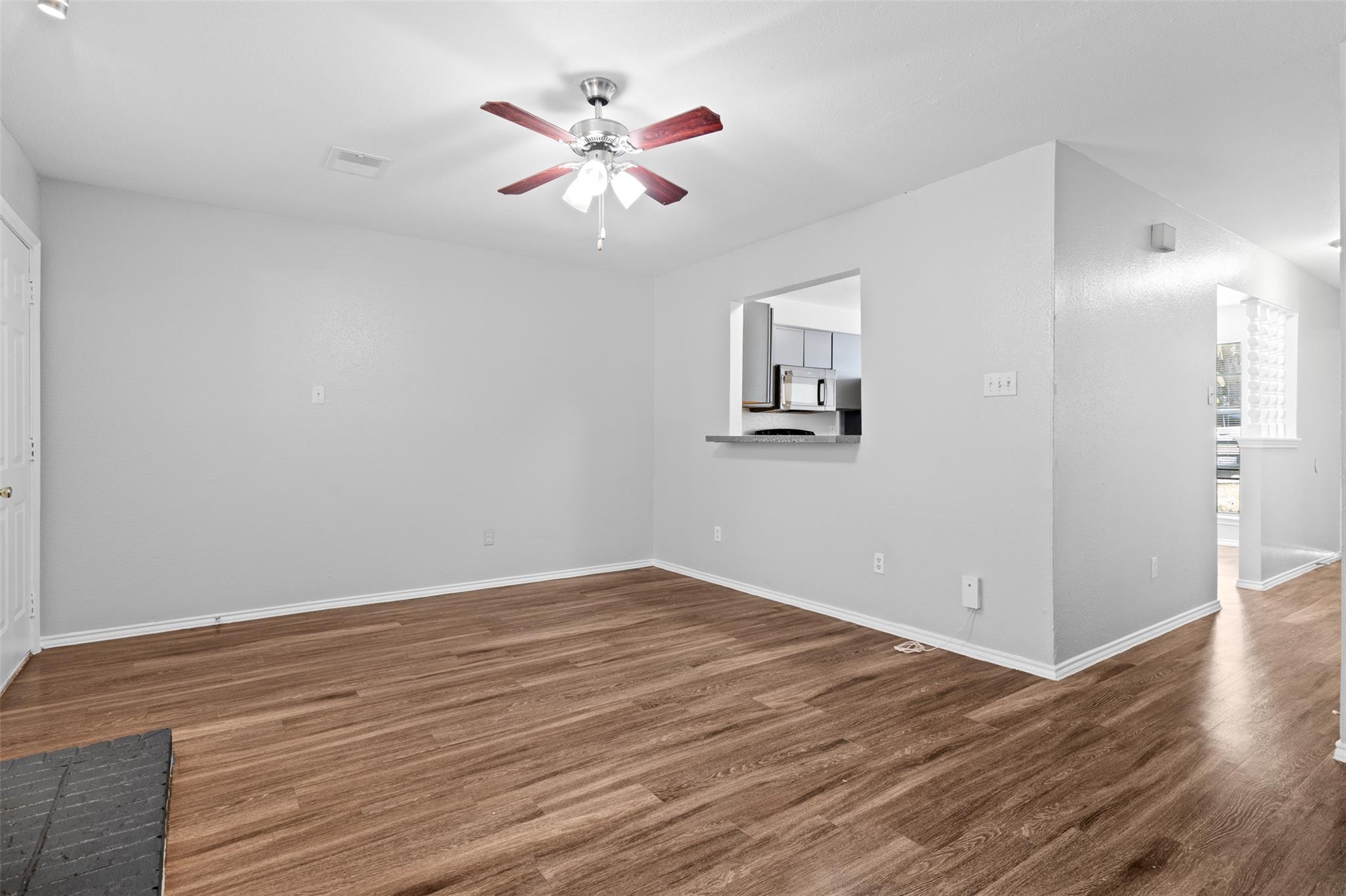 1815 River Crossing Cir #d Property Photo 5