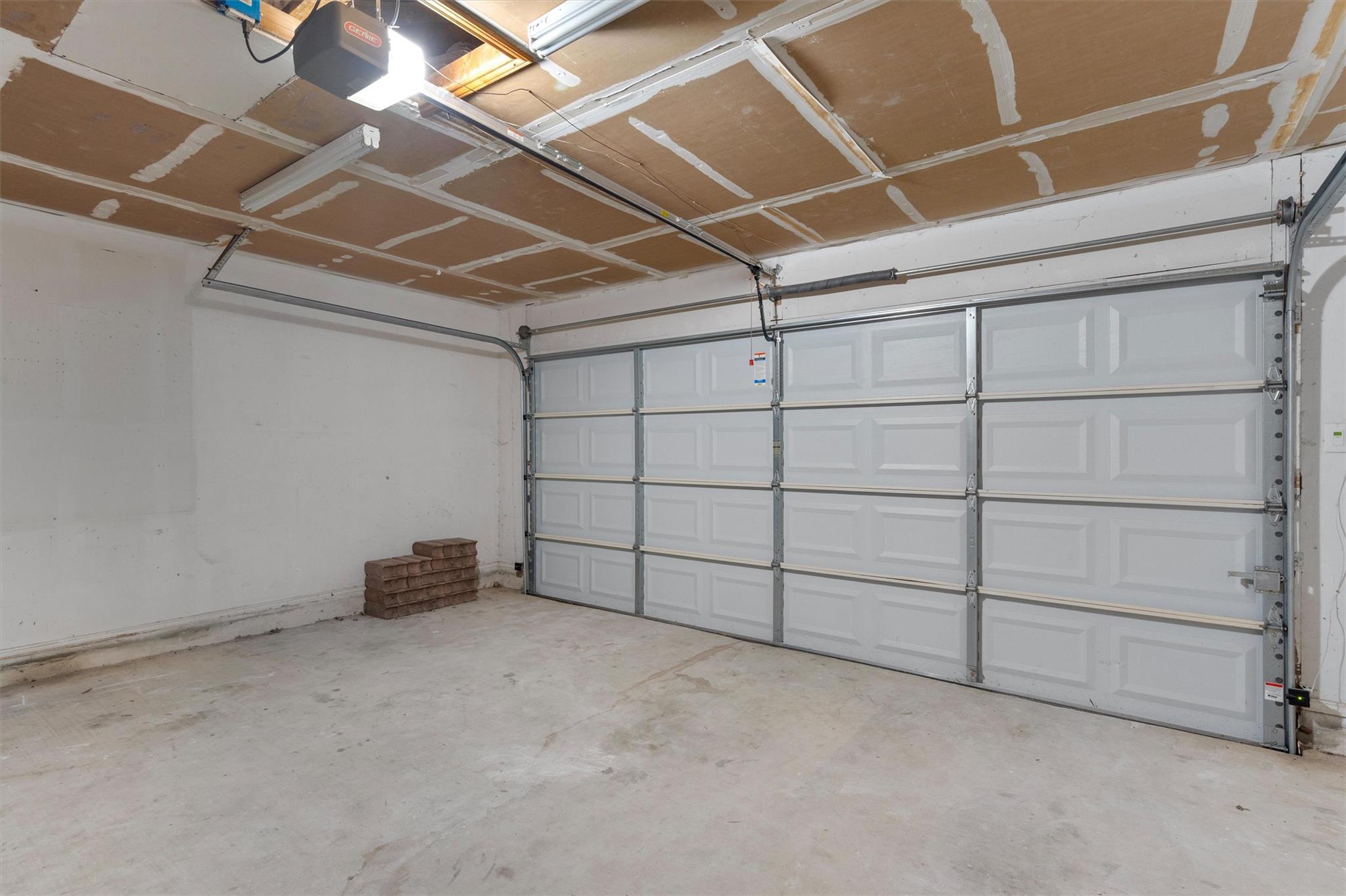 409 Cedar Mound Pass Property Photo 25