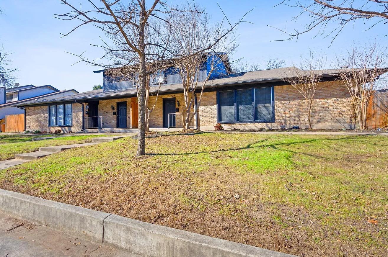 7200 Creekside Dr #D Property Photo 1