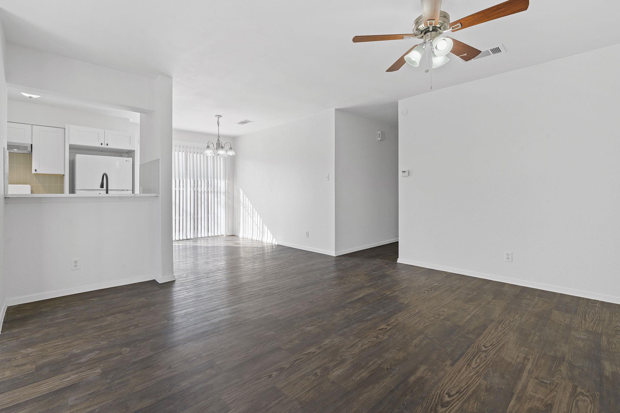 7200 Creekside Dr #d Property Photo 10