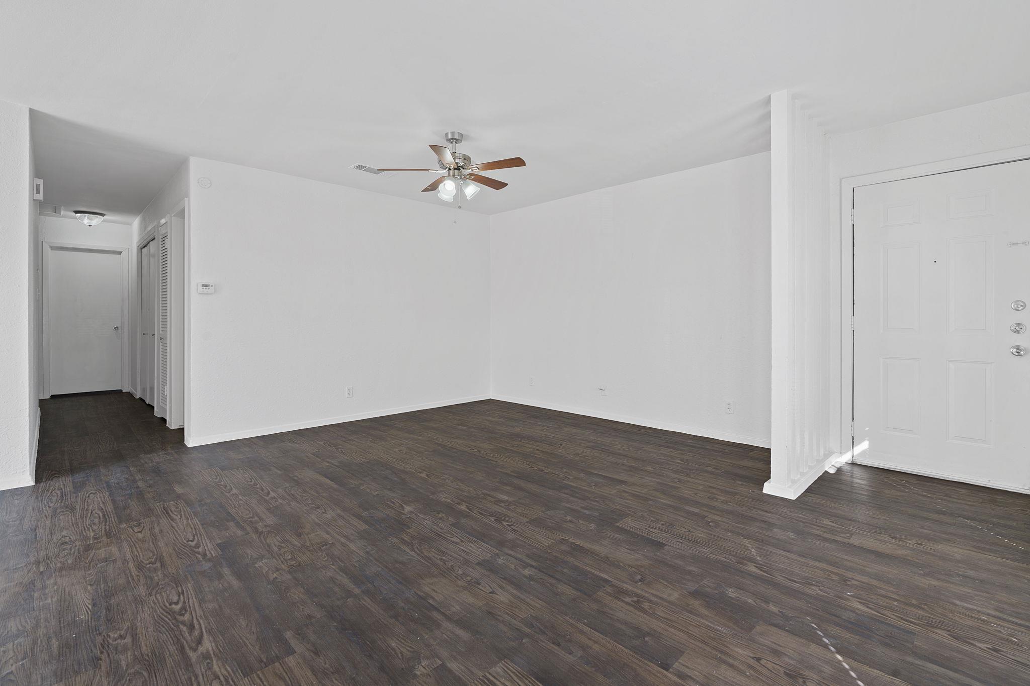 7200 Creekside Dr #d Property Photo 12