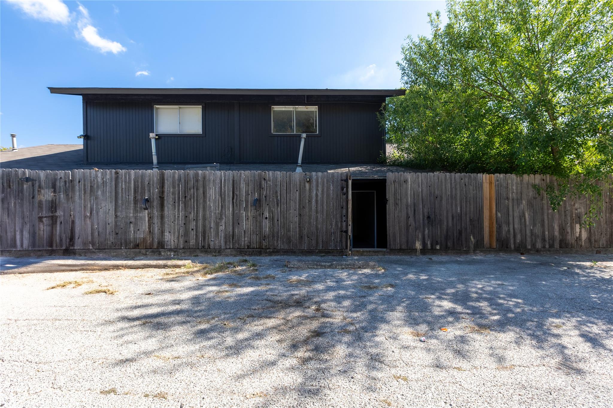 7200 Creekside Dr #d Property Photo 20