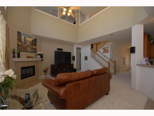 1553 Homewood Cir Property Photo 6