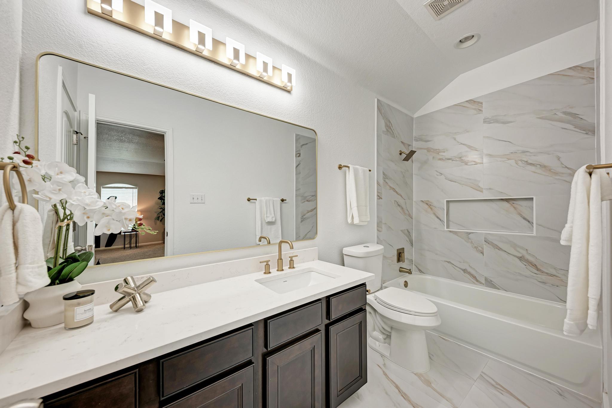 1704 Stonehaven Ln Property Photo 36
