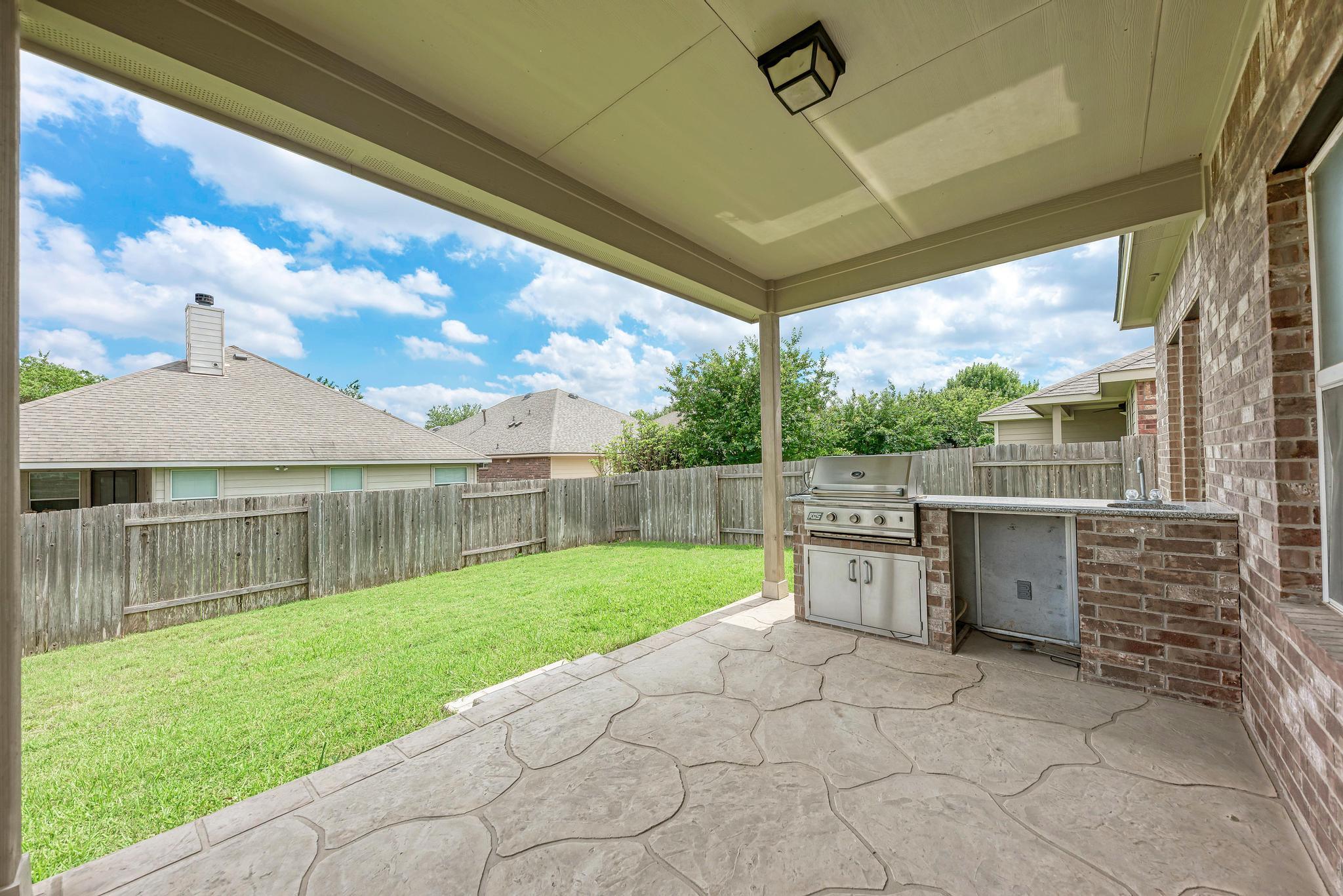 1704 Stonehaven Ln Property Photo 38