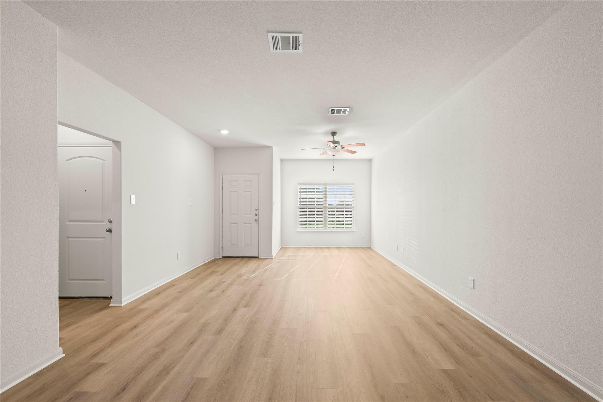 101 Hyacinth Way #1-l Property Photo 3