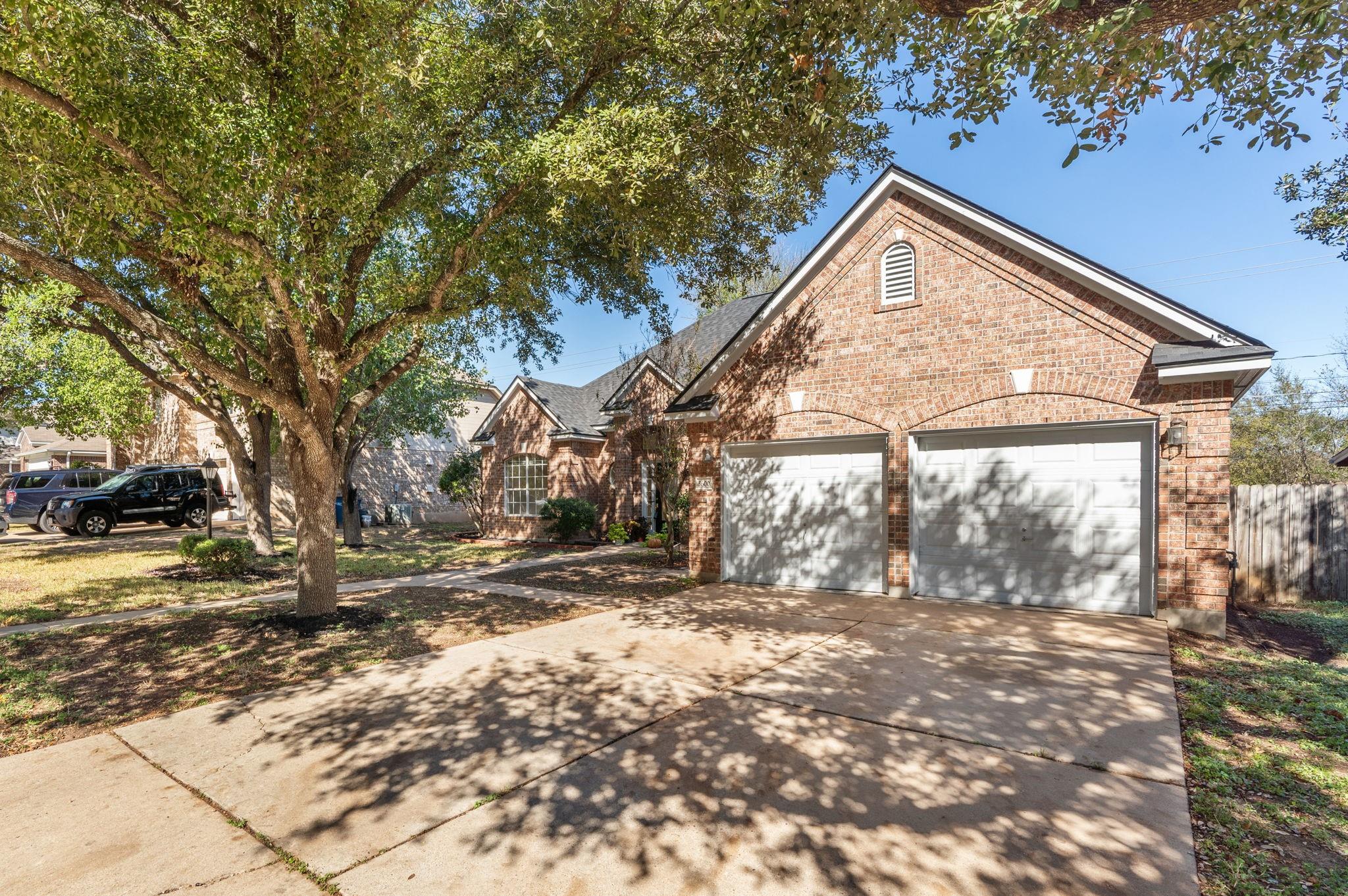 3600 Sawmill Dr Property Photo 4