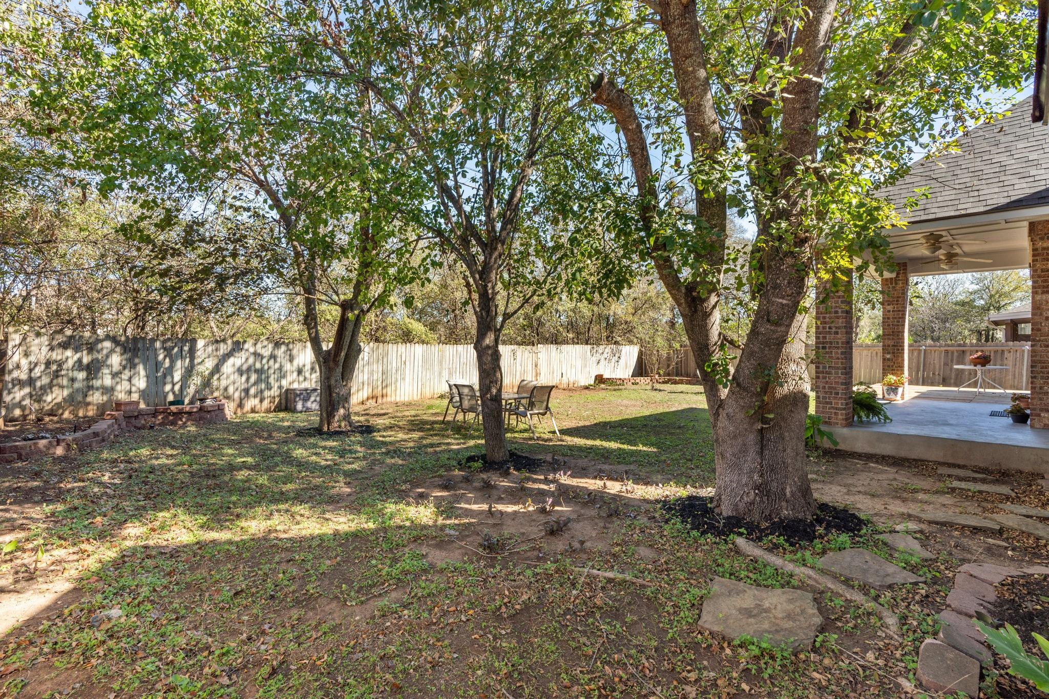 3600 Sawmill Dr Property Photo 17