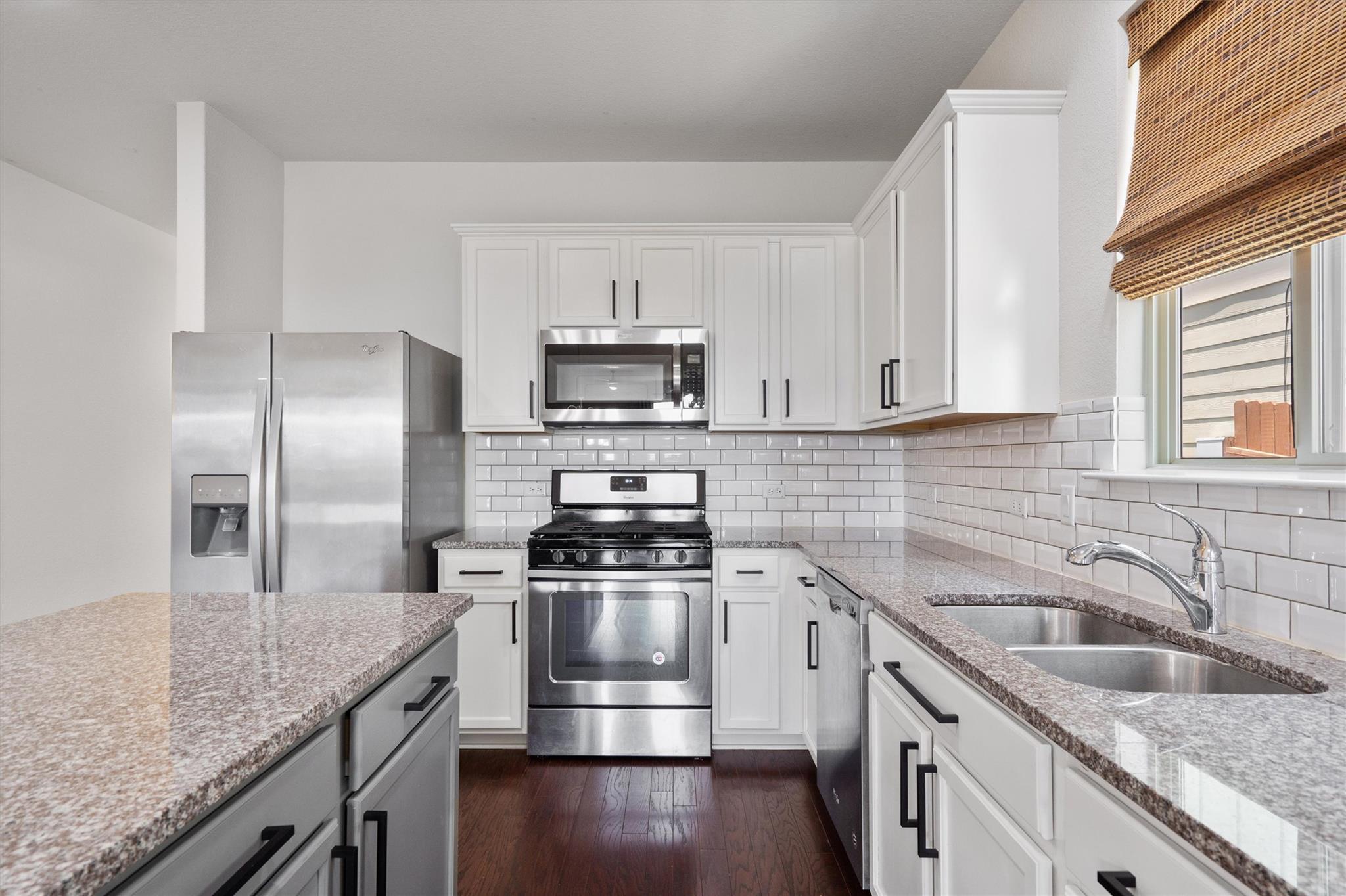 153 Carlina Loop Property Photo 8