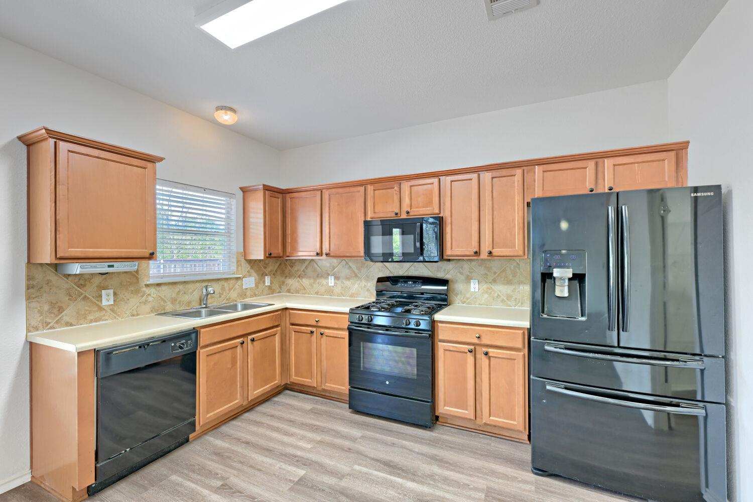 4125 Pebble Ridge Cv Property Photo 15