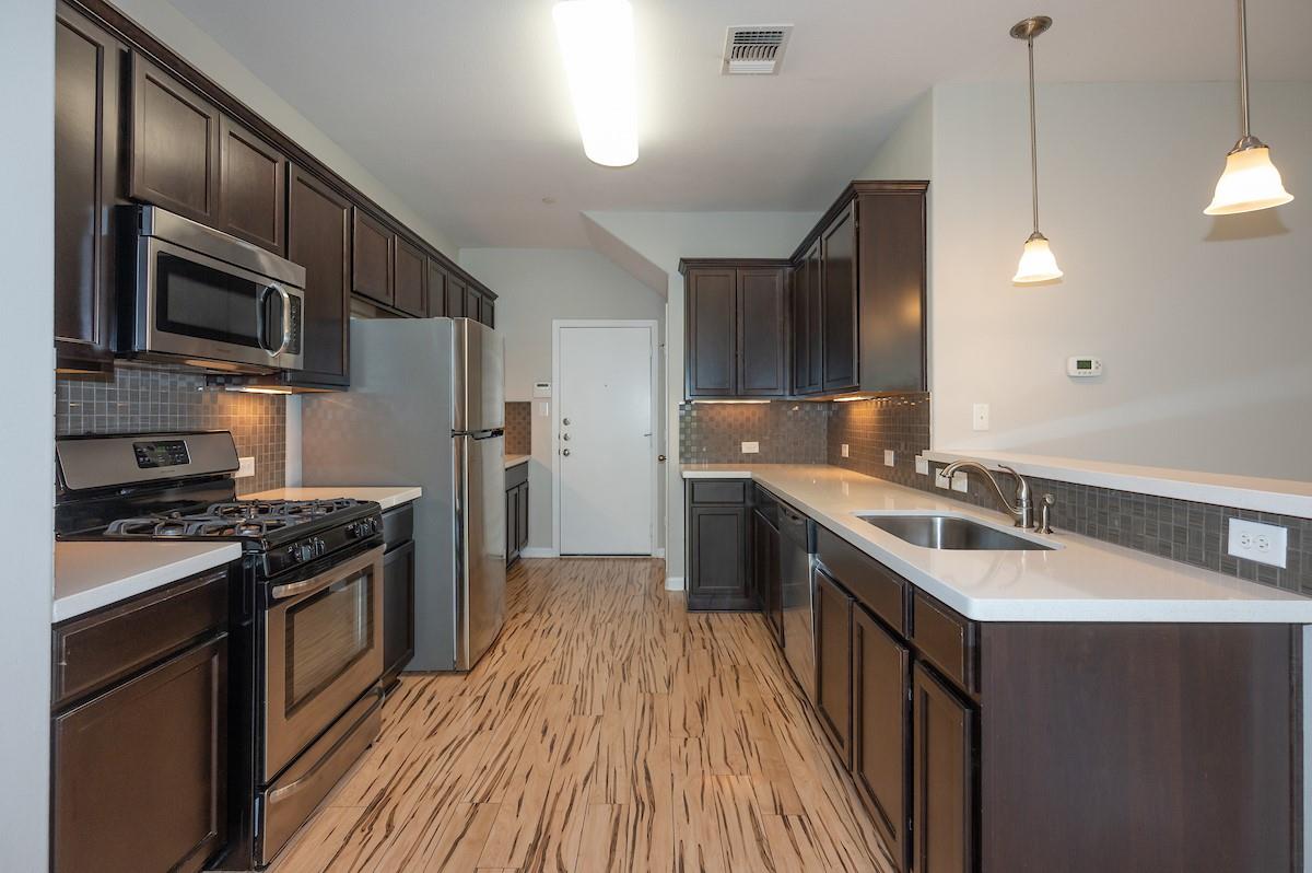 1620 Bryant Dr #103 Property Photo 8