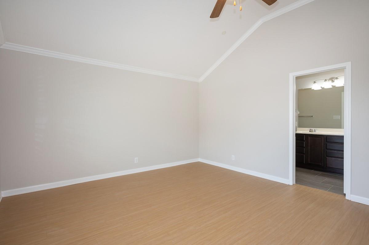 1620 Bryant Dr #103 Property Photo 16
