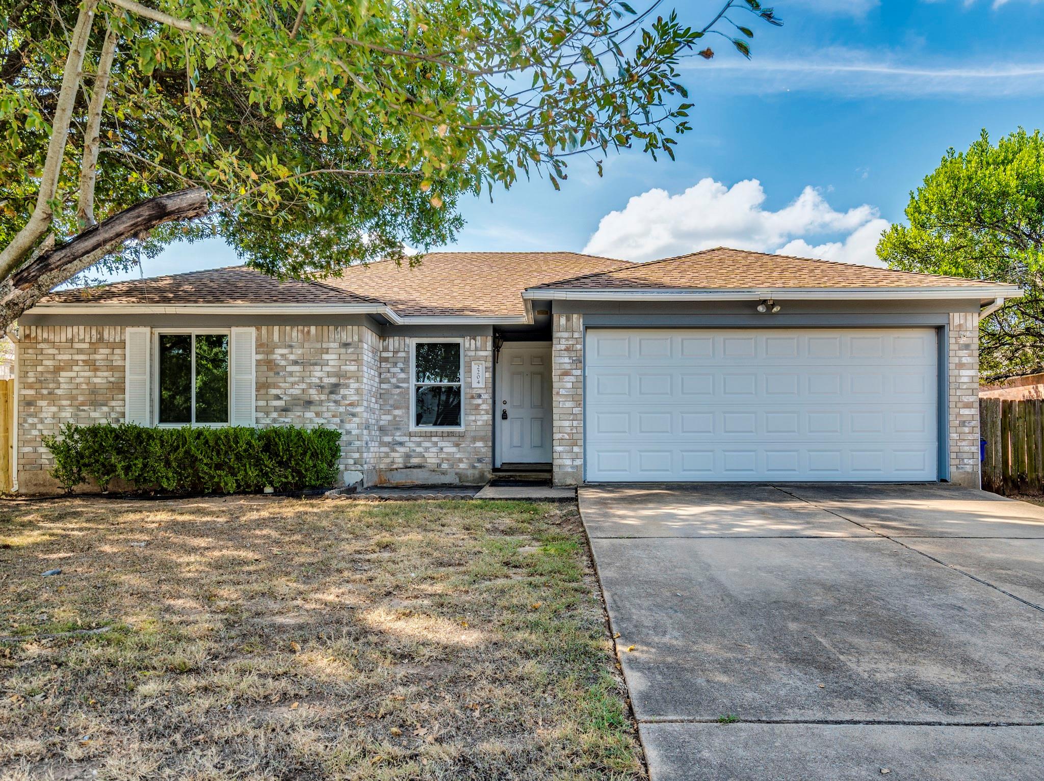 2204 Clayton Way Property Photo 1