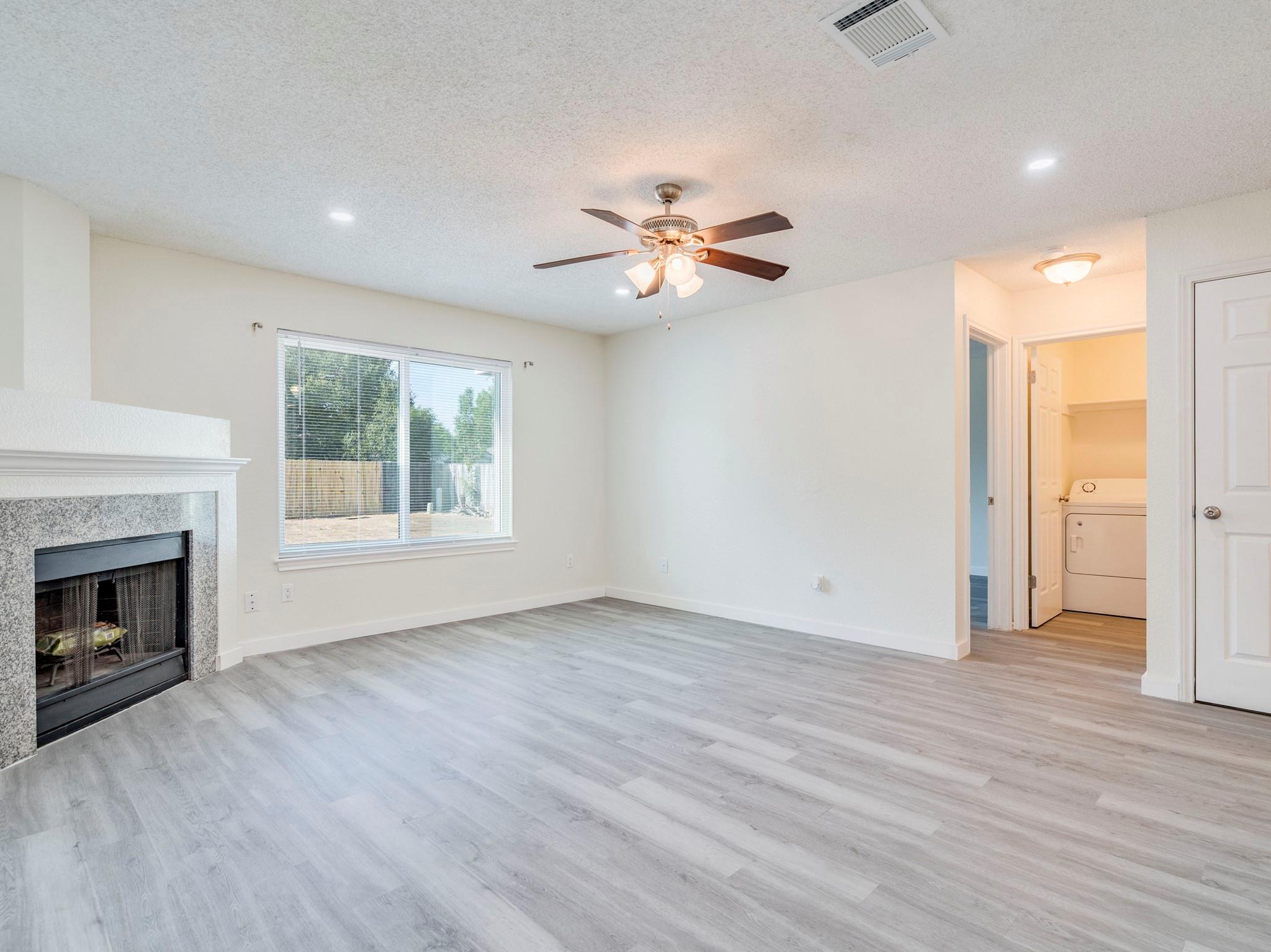 2204 Clayton Way Property Photo 6