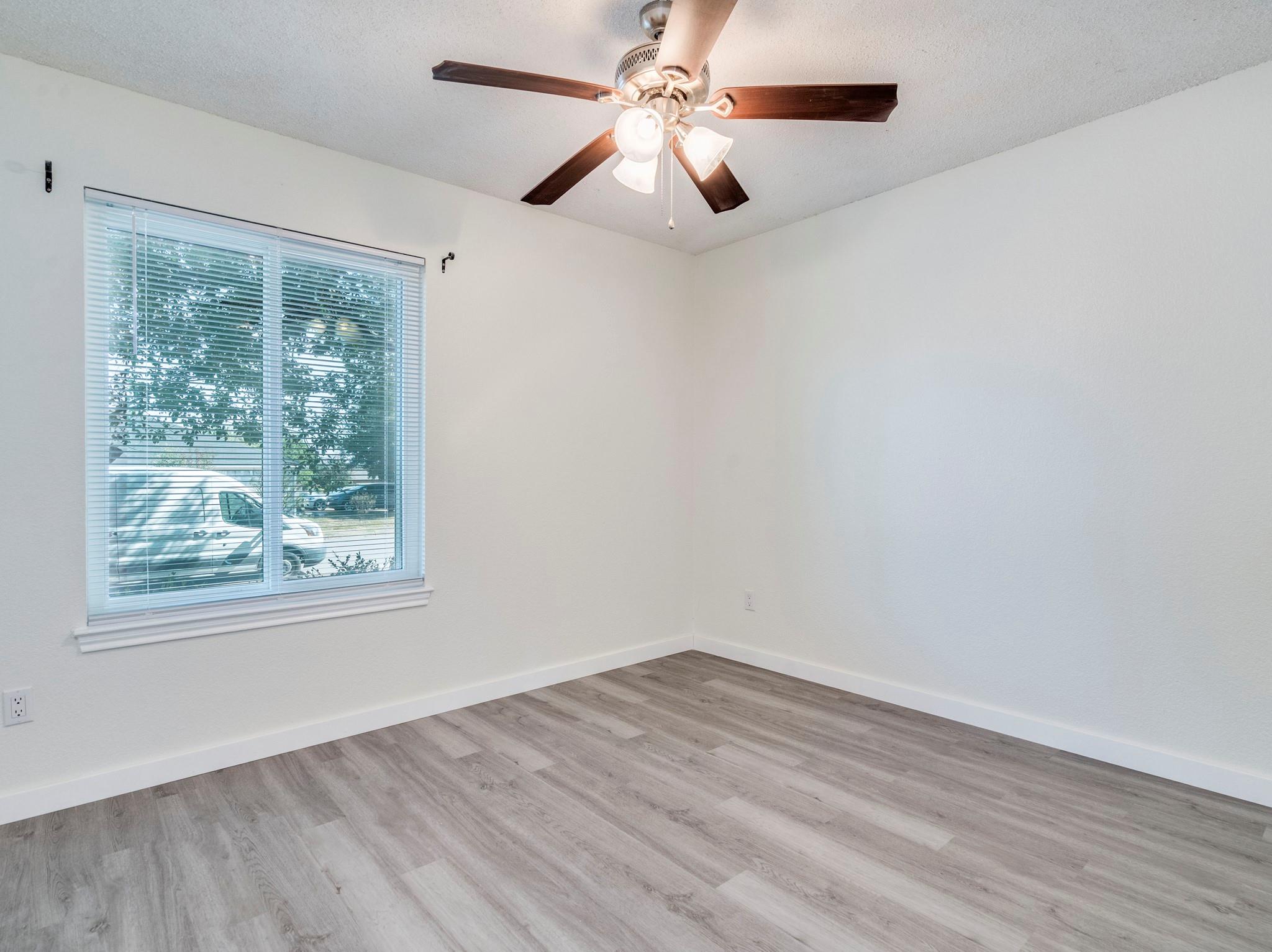2204 Clayton Way Property Photo 15