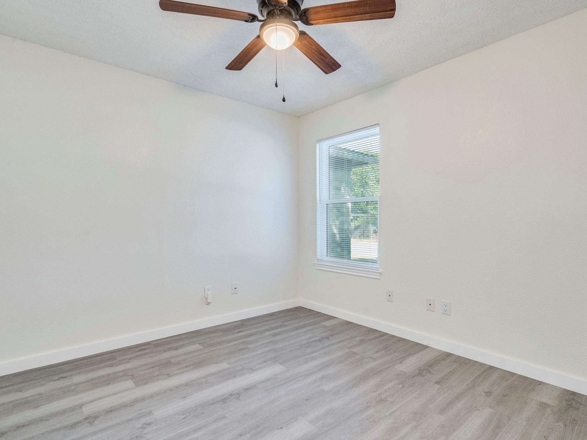 2204 Clayton Way Property Photo 17