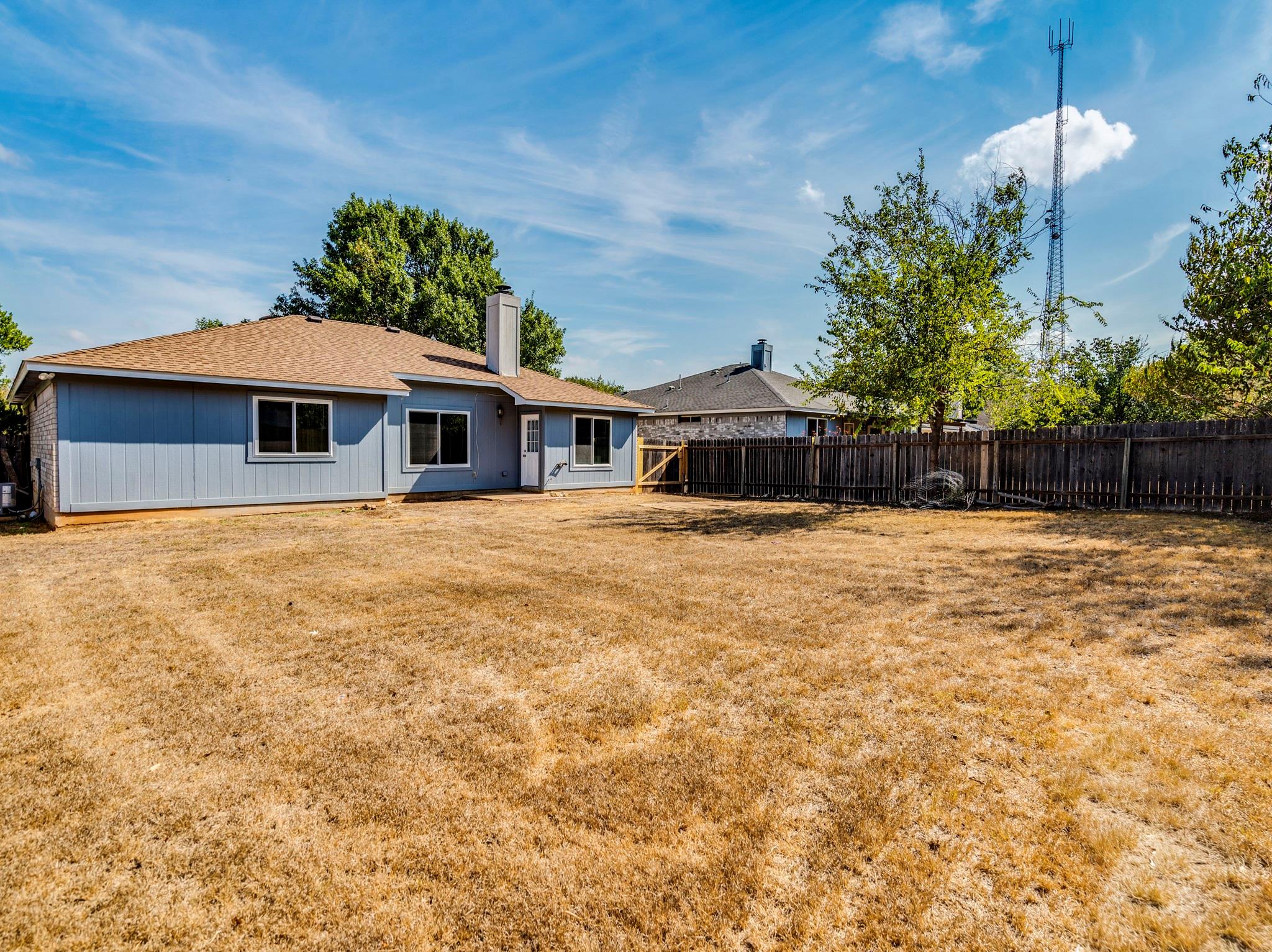 2204 Clayton Way Property Photo 23
