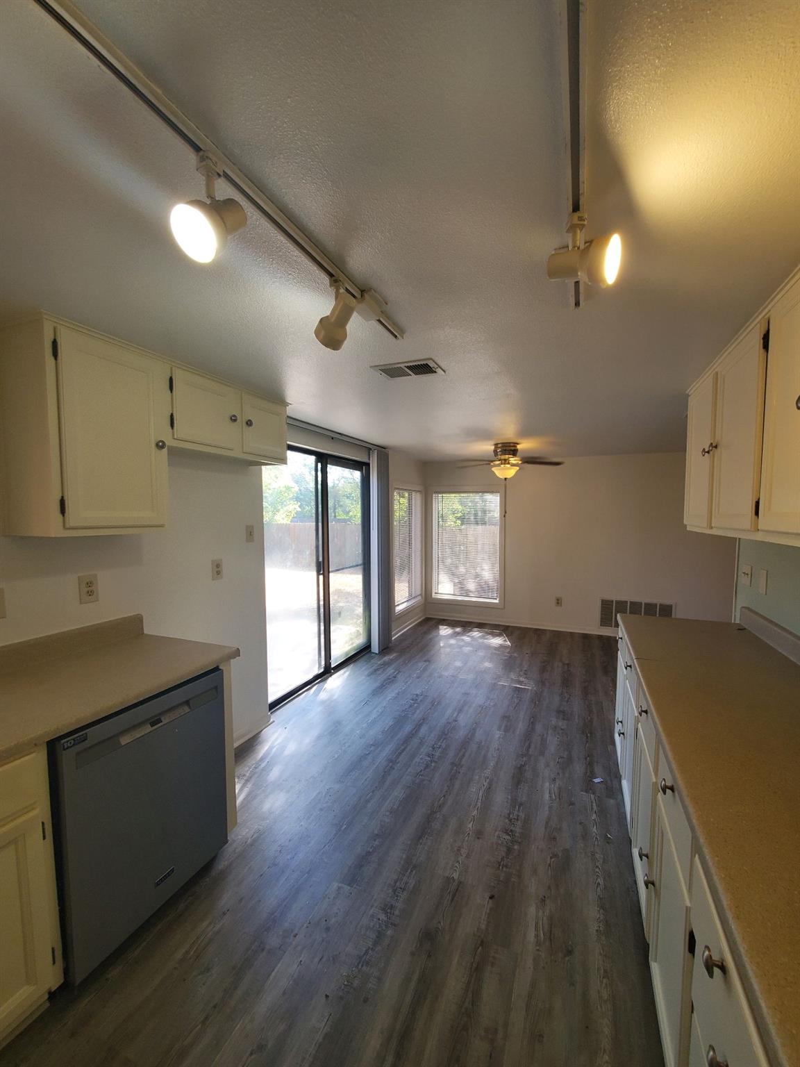 8716 Clearbrook Trl #a Property Photo 12