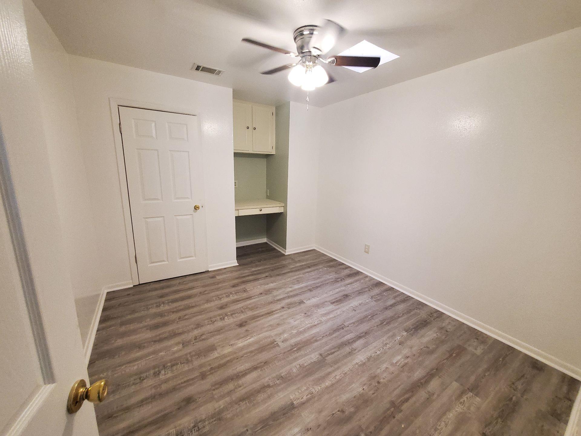 8716 Clearbrook Trl #a Property Photo 20