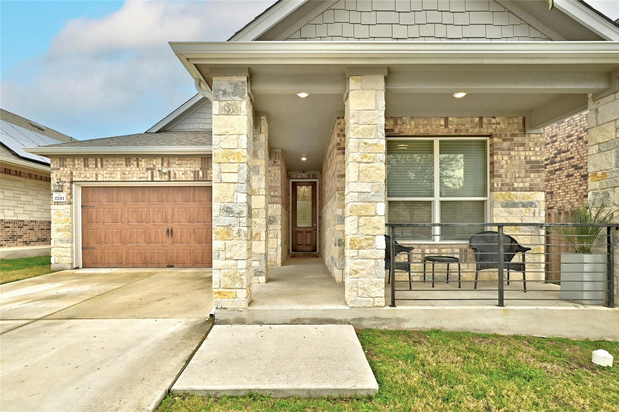 17011 Prestons Braid Ln Property Photo 2