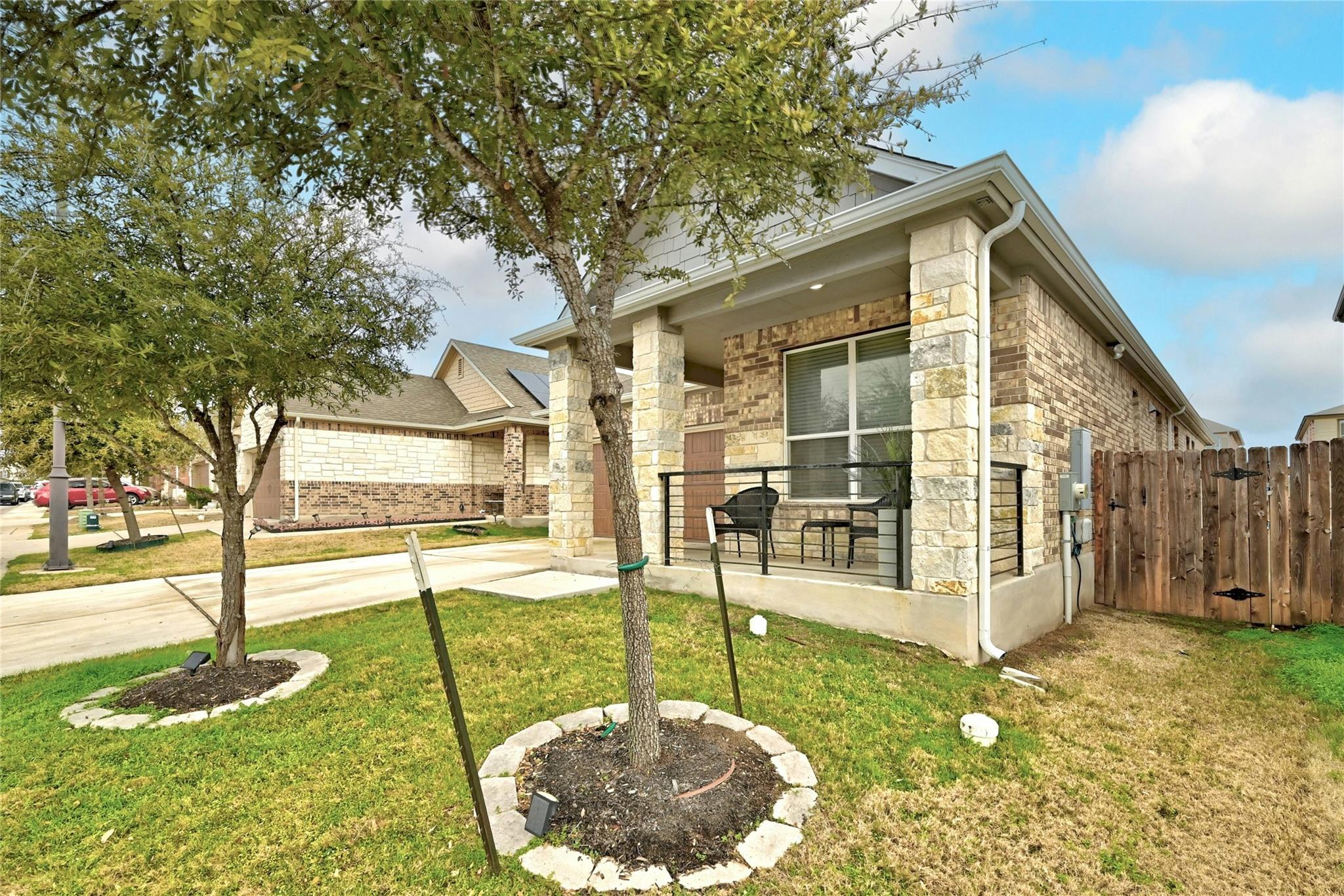 17011 Prestons Braid Ln Property Photo 3
