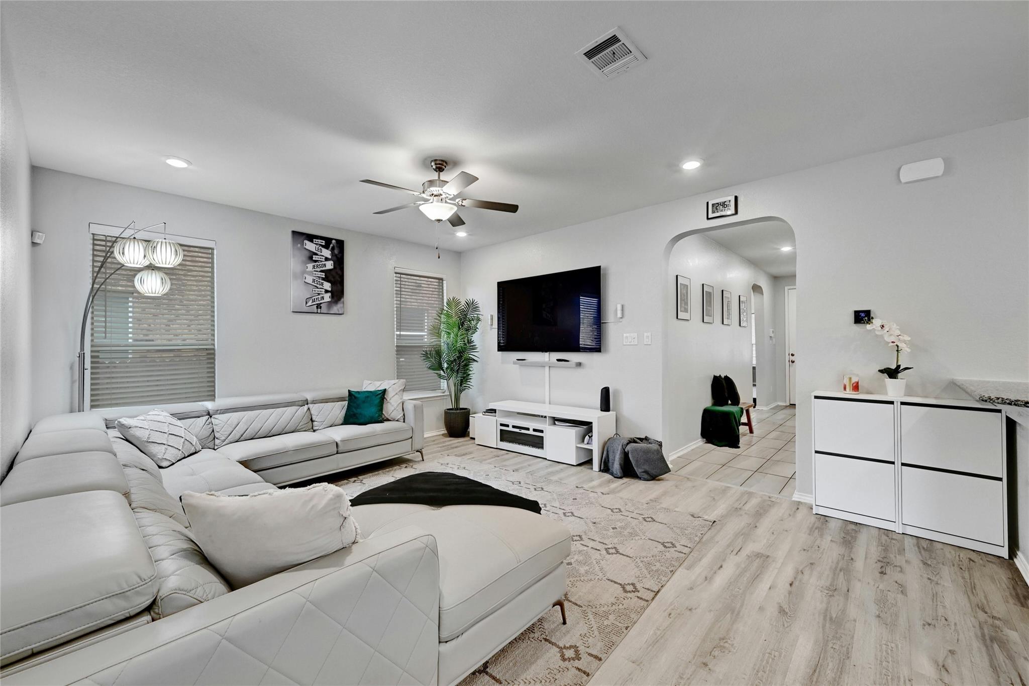 17011 Prestons Braid Ln Property Photo 5