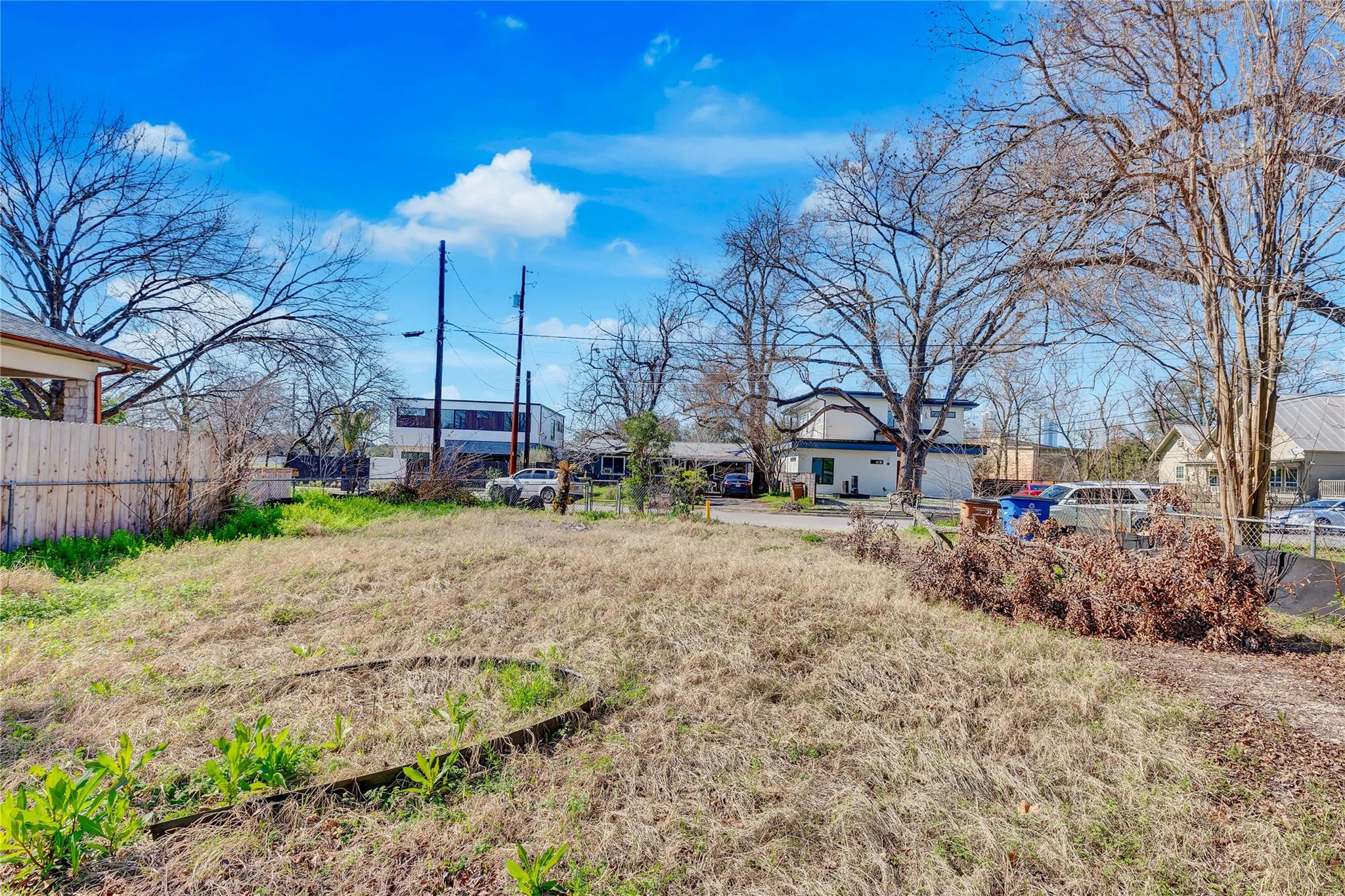 33 Chalmers Ave Property Photo 11