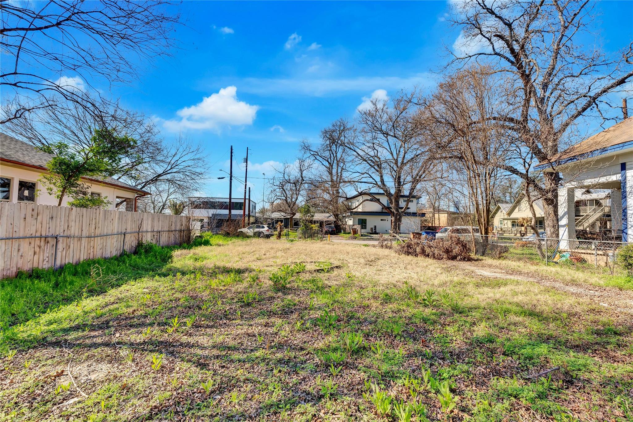 33 Chalmers Ave Property Photo 17