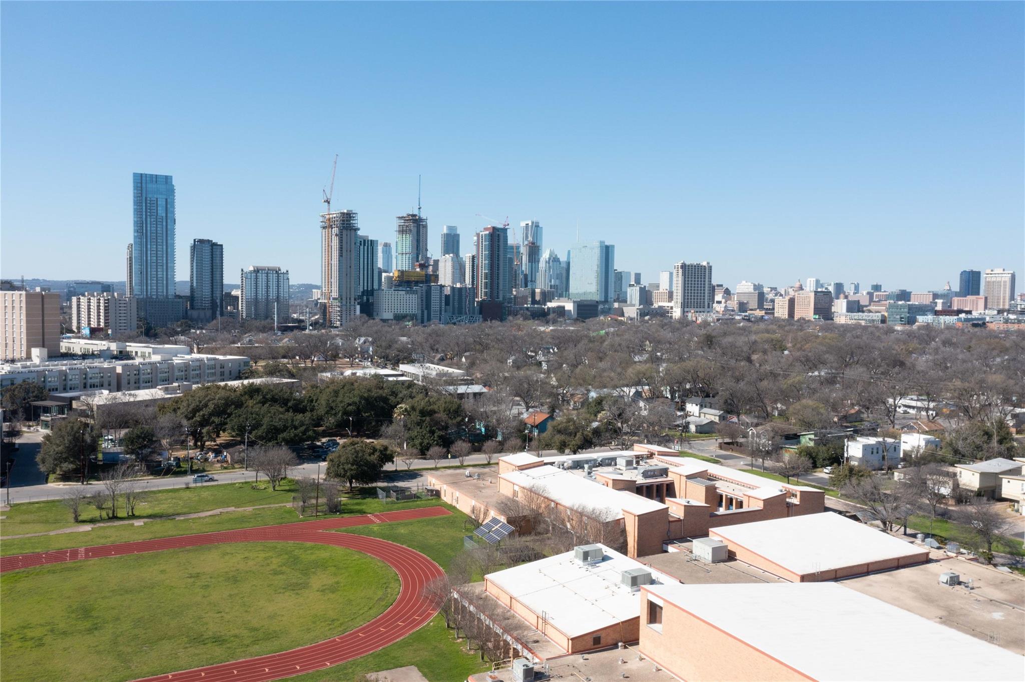 33 Chalmers Ave Property Photo 27