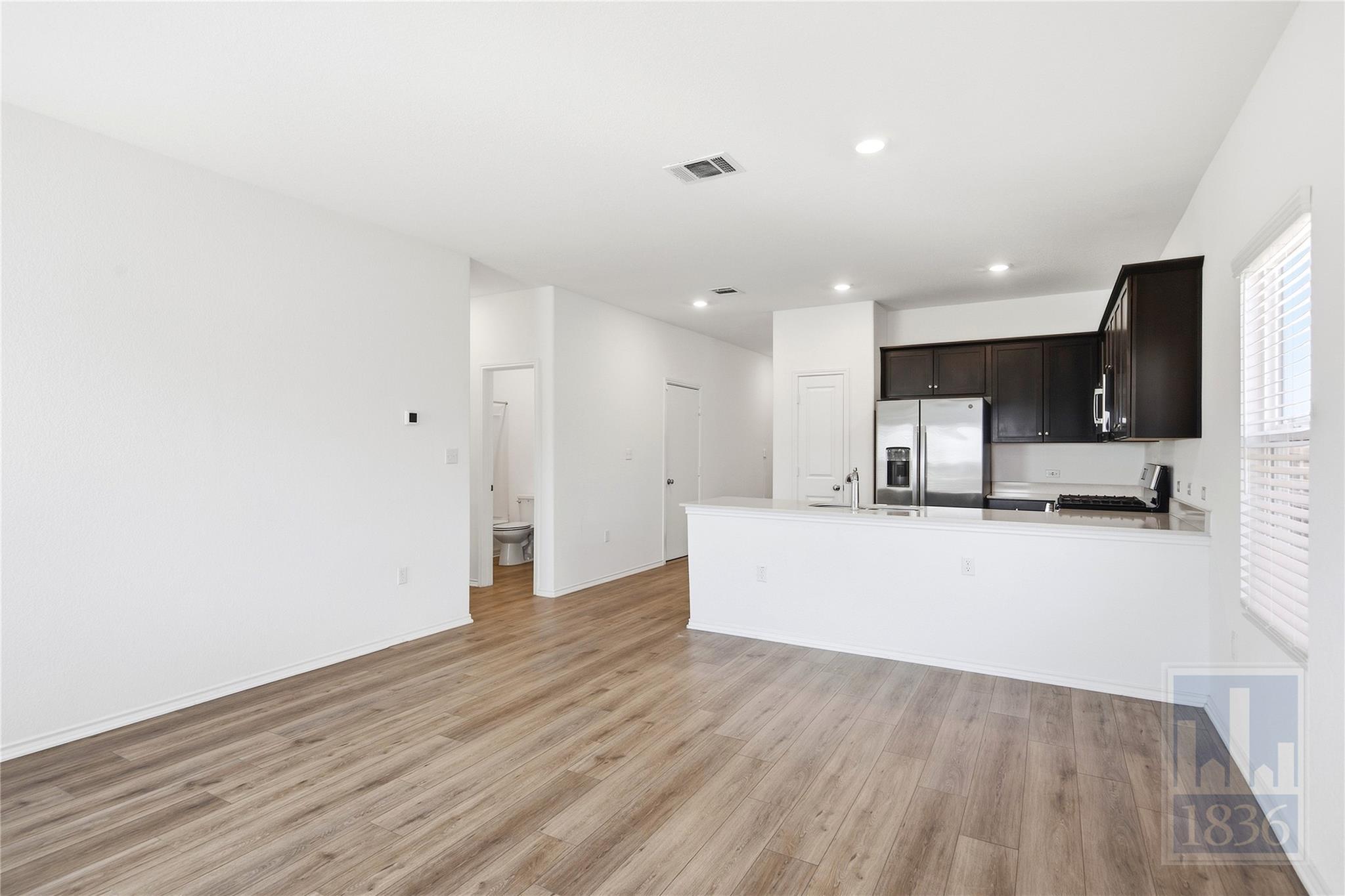 13705 Menard Way Property Photo 3