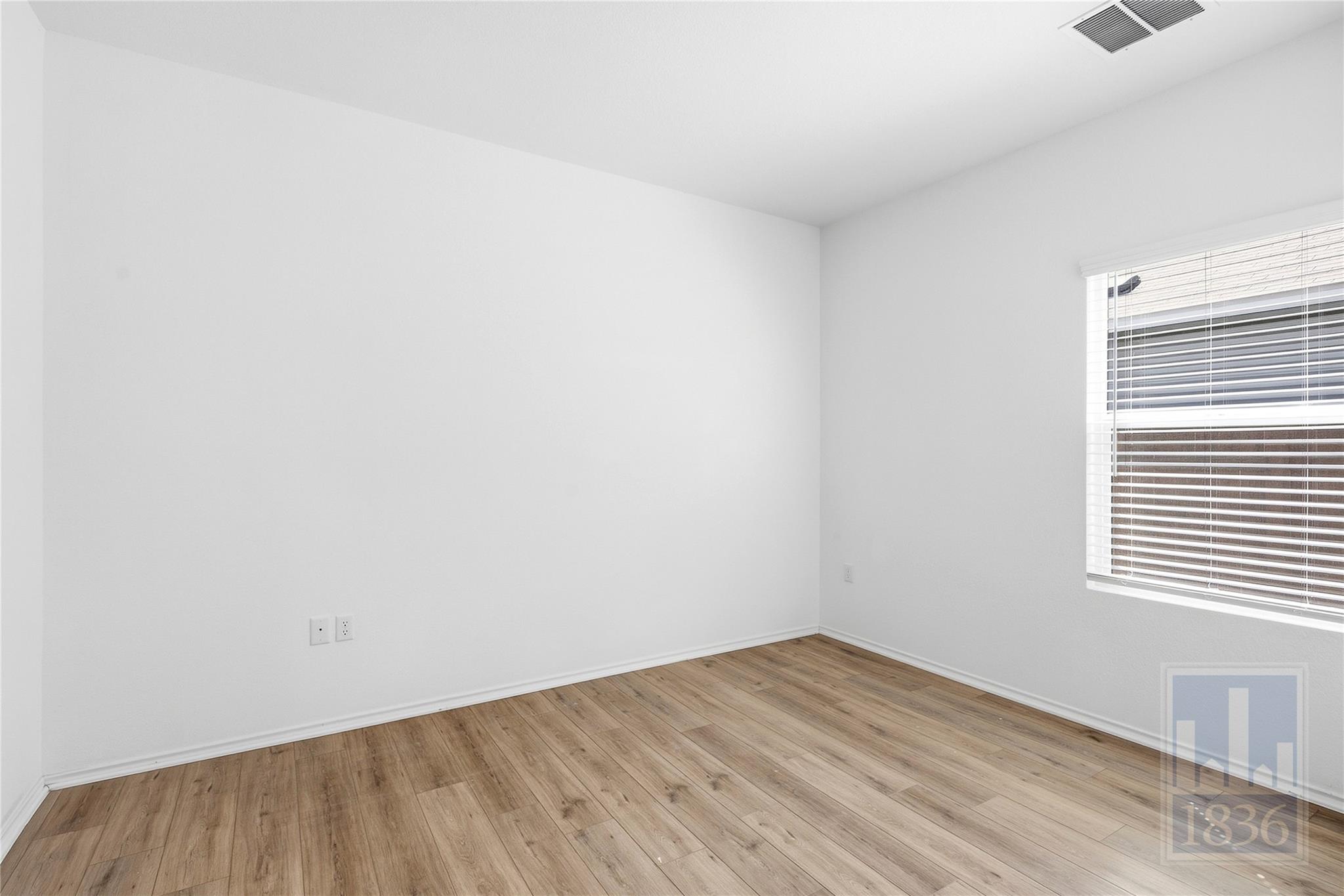 13705 Menard Way Property Photo 12