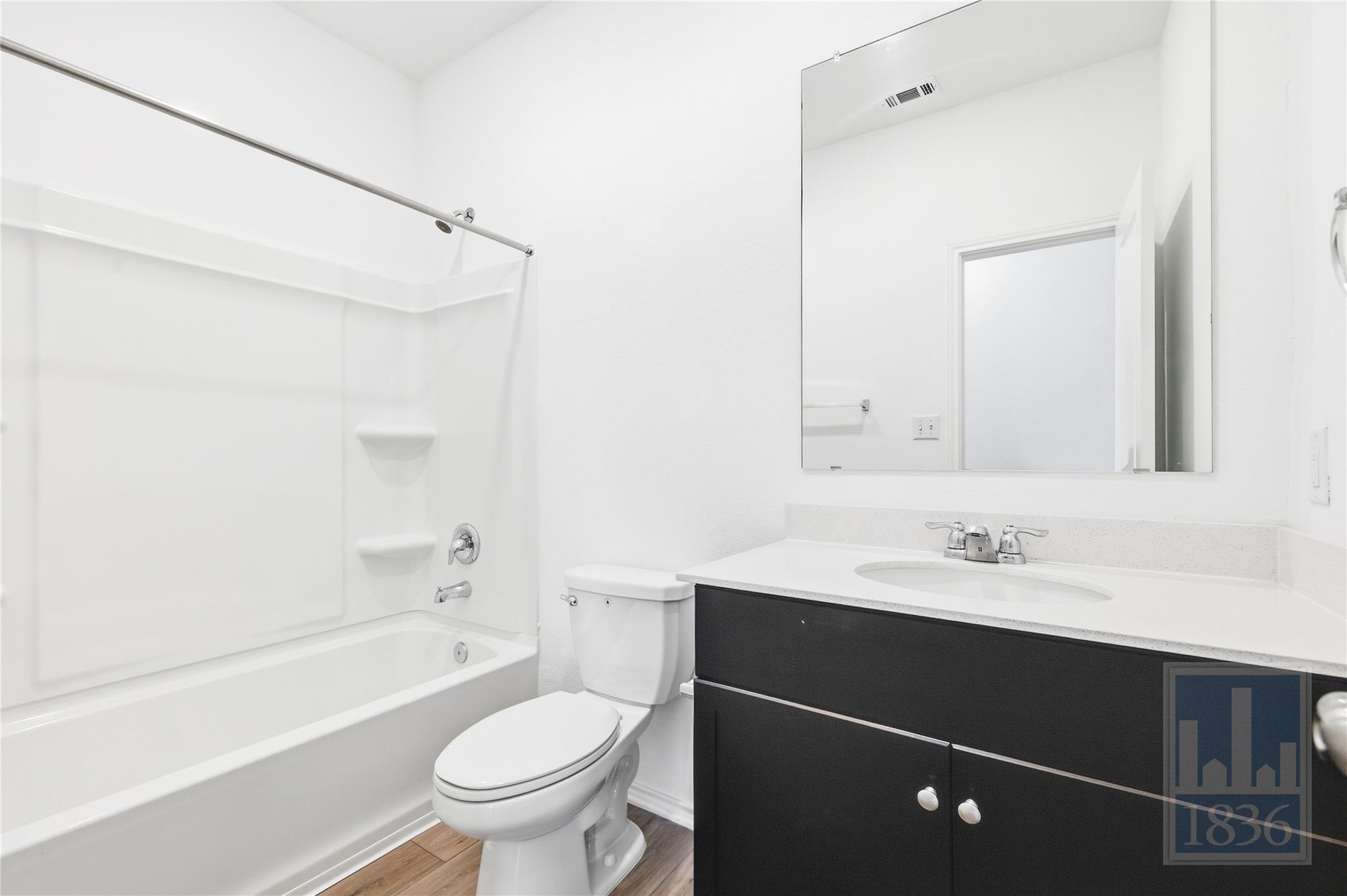 13705 Menard Way Property Photo 15