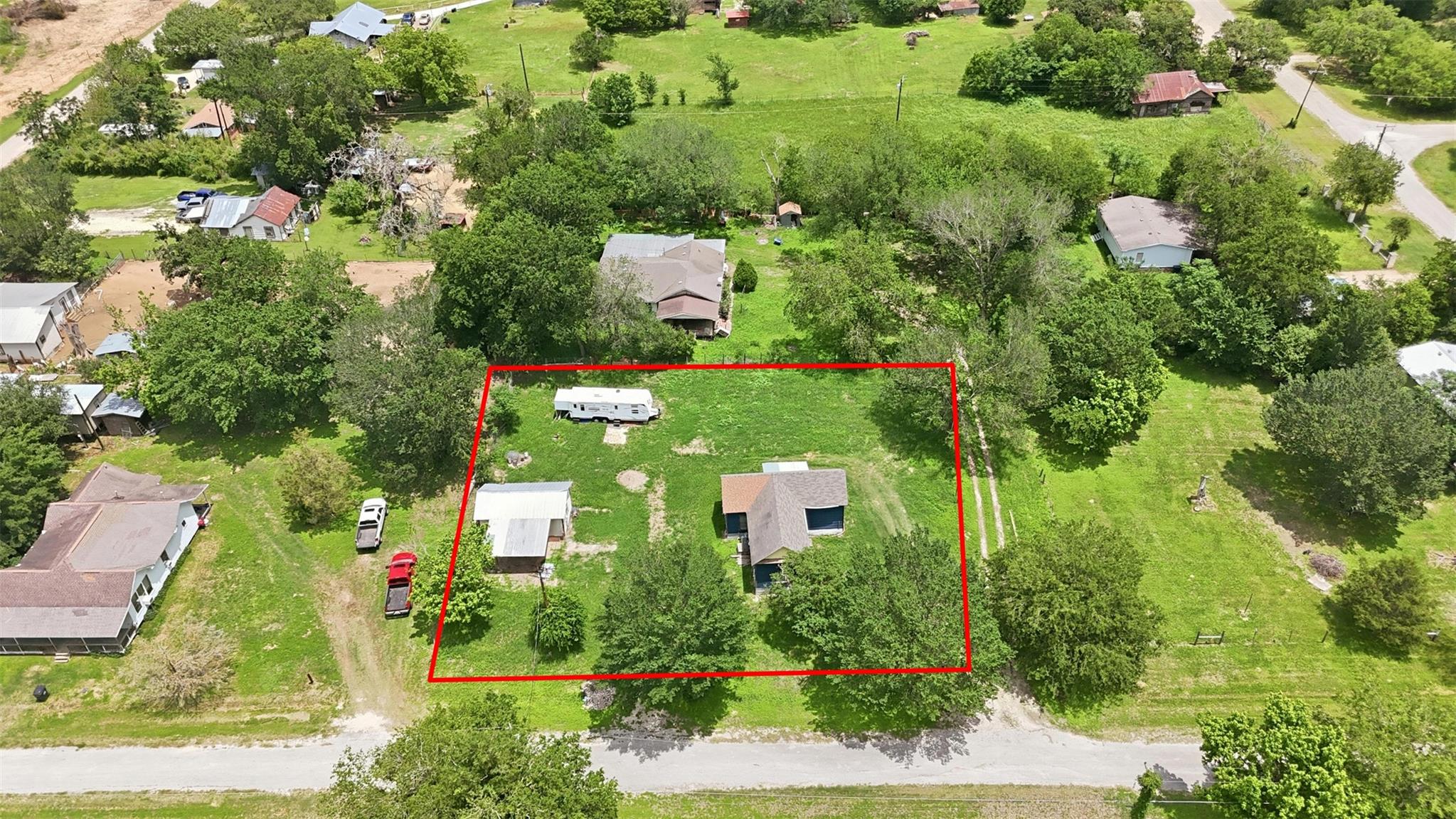 148 Brenham St Property Photo 8