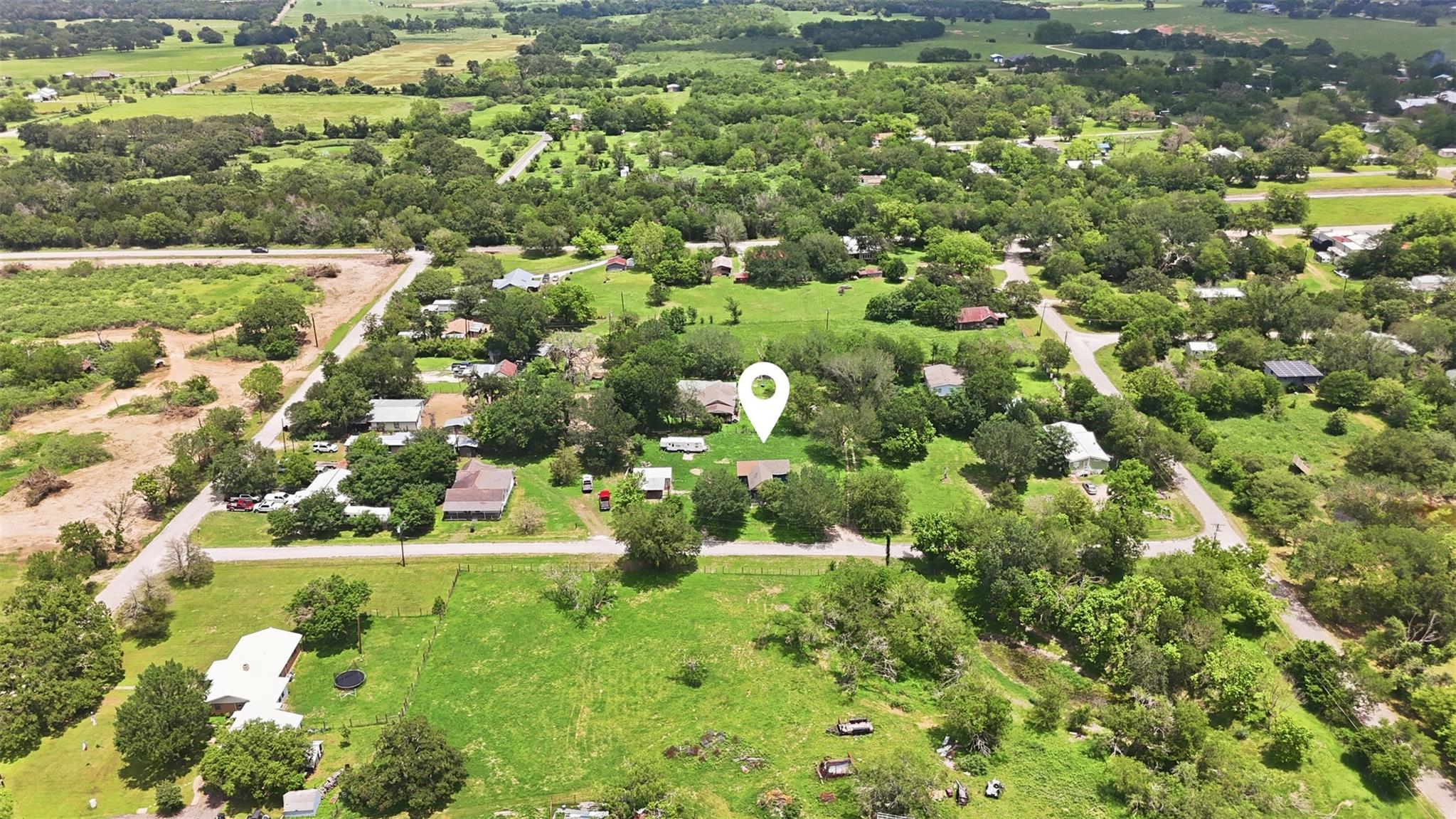 148 Brenham St Property Photo 11