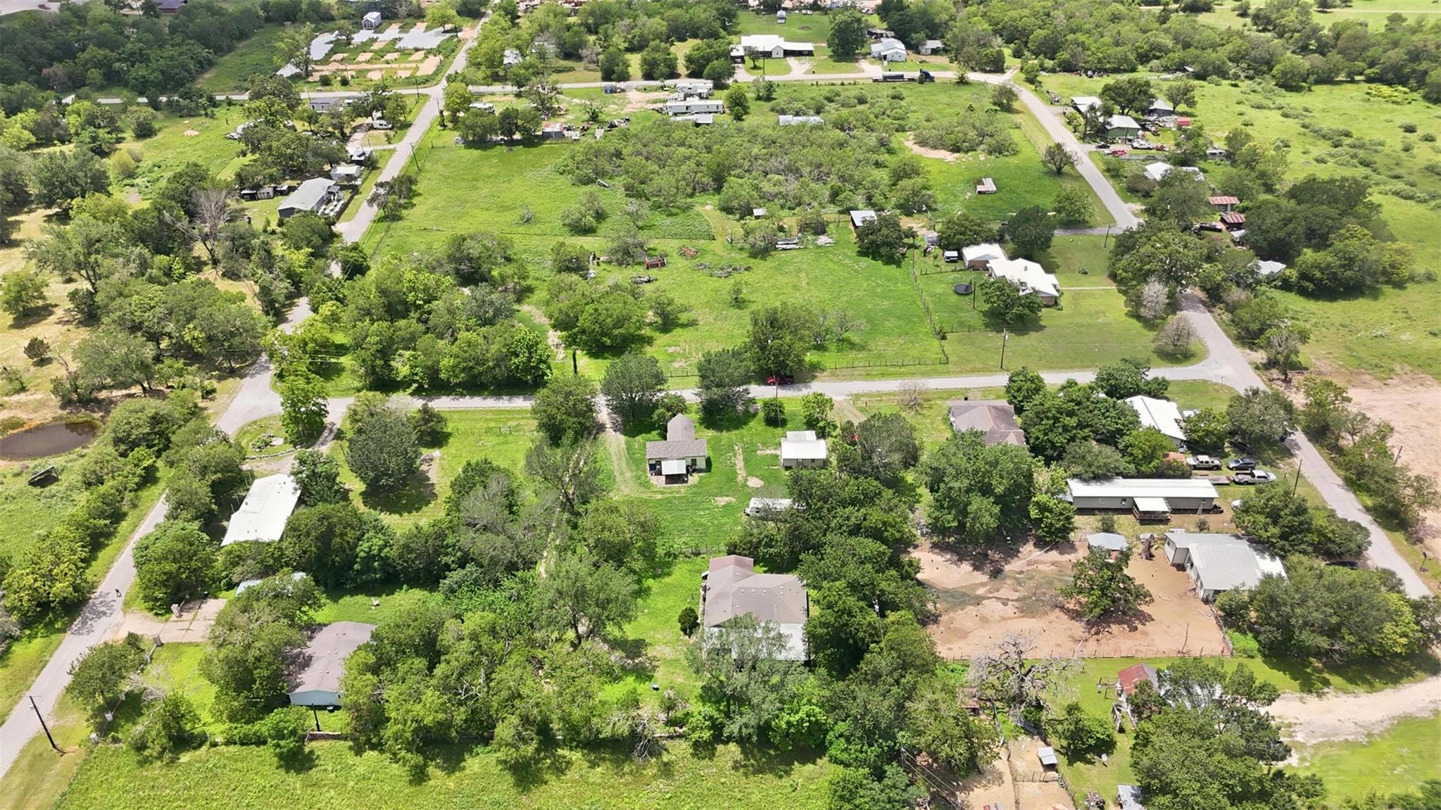 148 Brenham St Property Photo 16