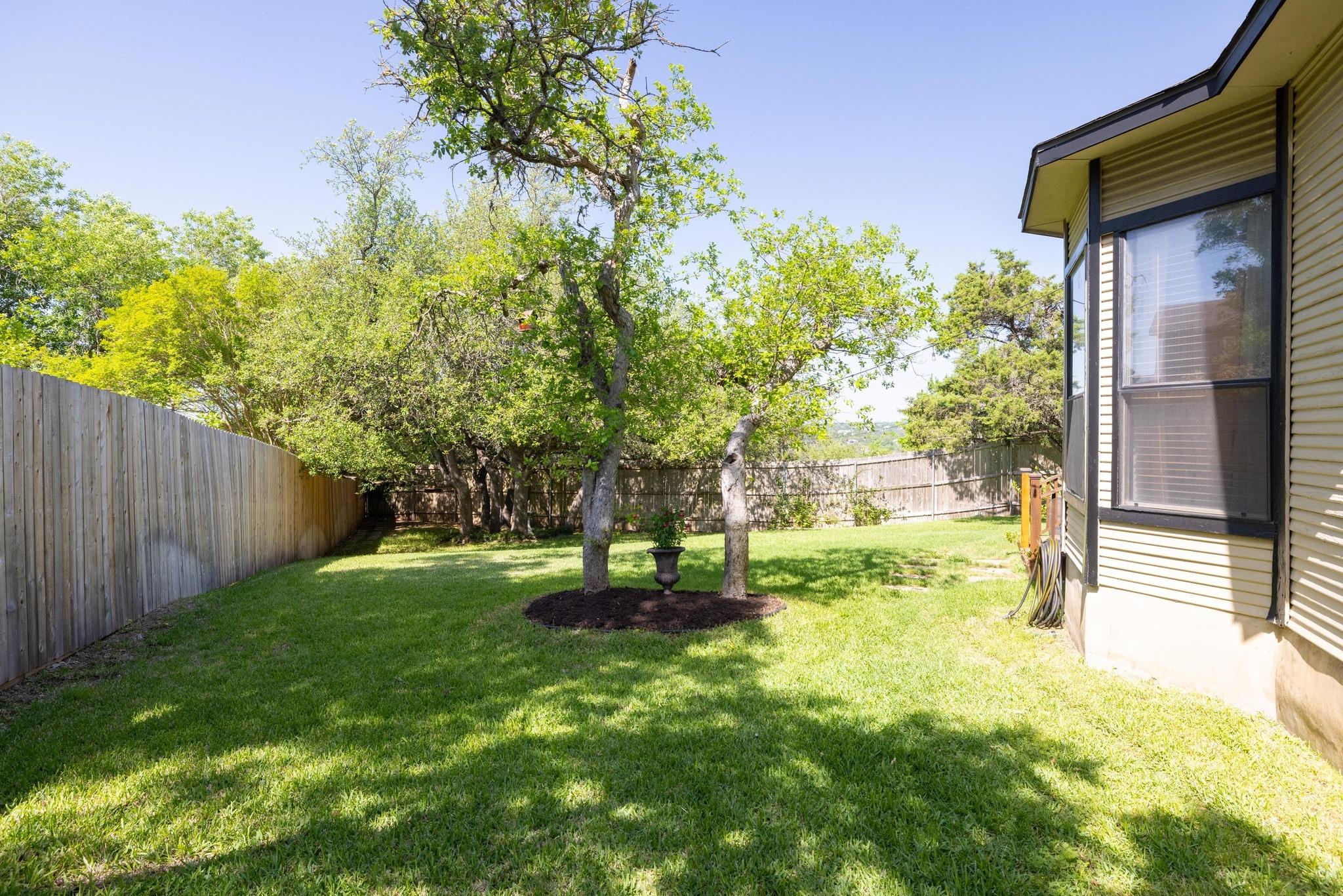 7303 Bluntleaf Cv Property Photo 27