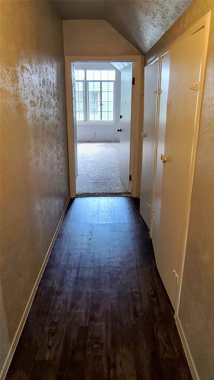 1913 Robbins Pl #b Property Photo 2